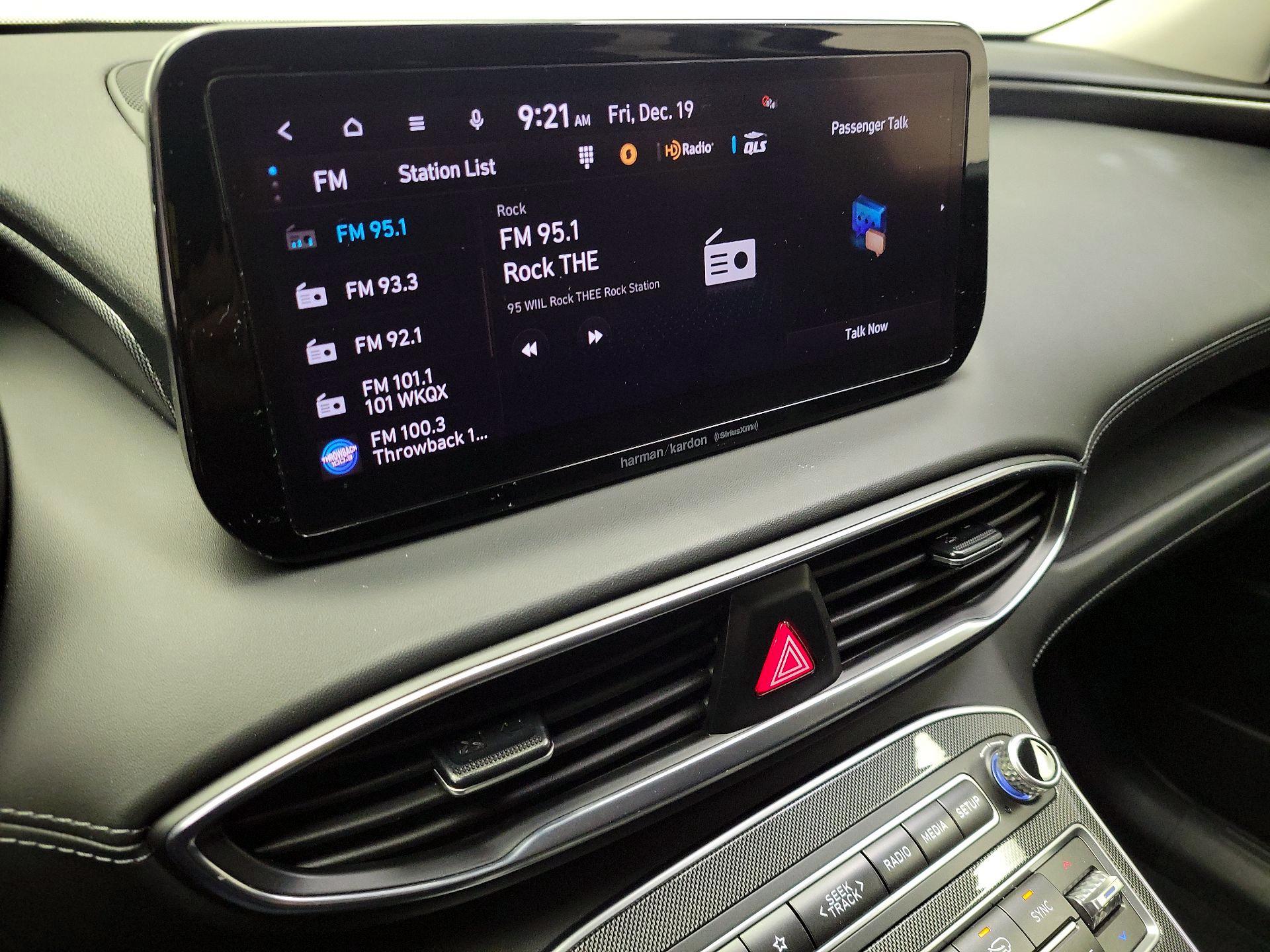 Thumbnail: 2023 Hyundai Santa Fe - 16