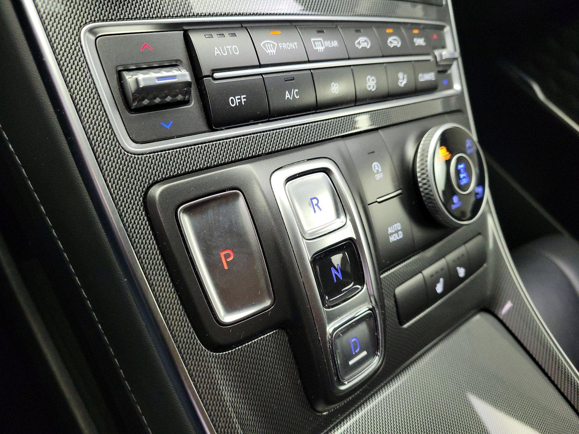 Thumbnail: 2023 Hyundai Santa Fe - 17