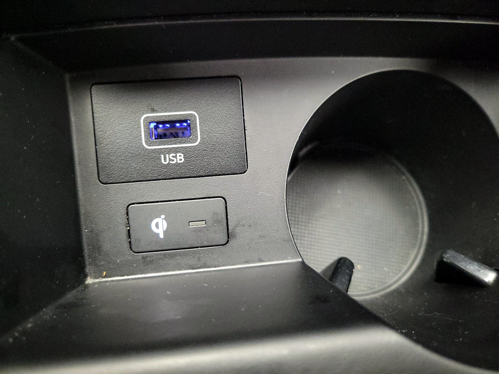 Thumbnail: 2023 Hyundai Santa Fe - 19