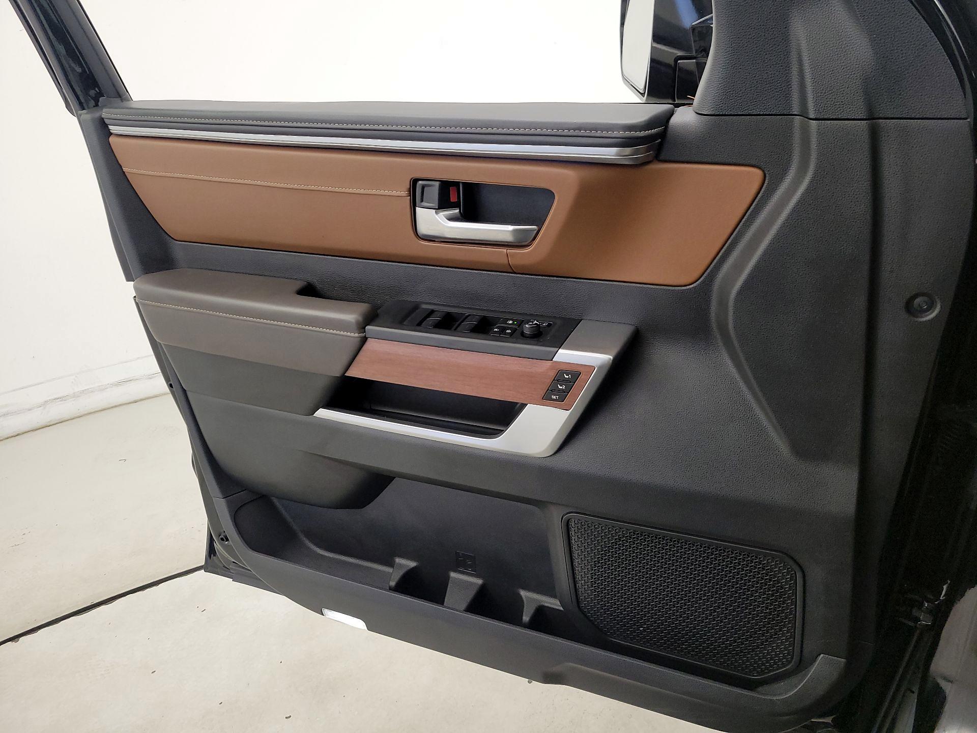 Thumbnail: 2024 Toyota Tundra - 12