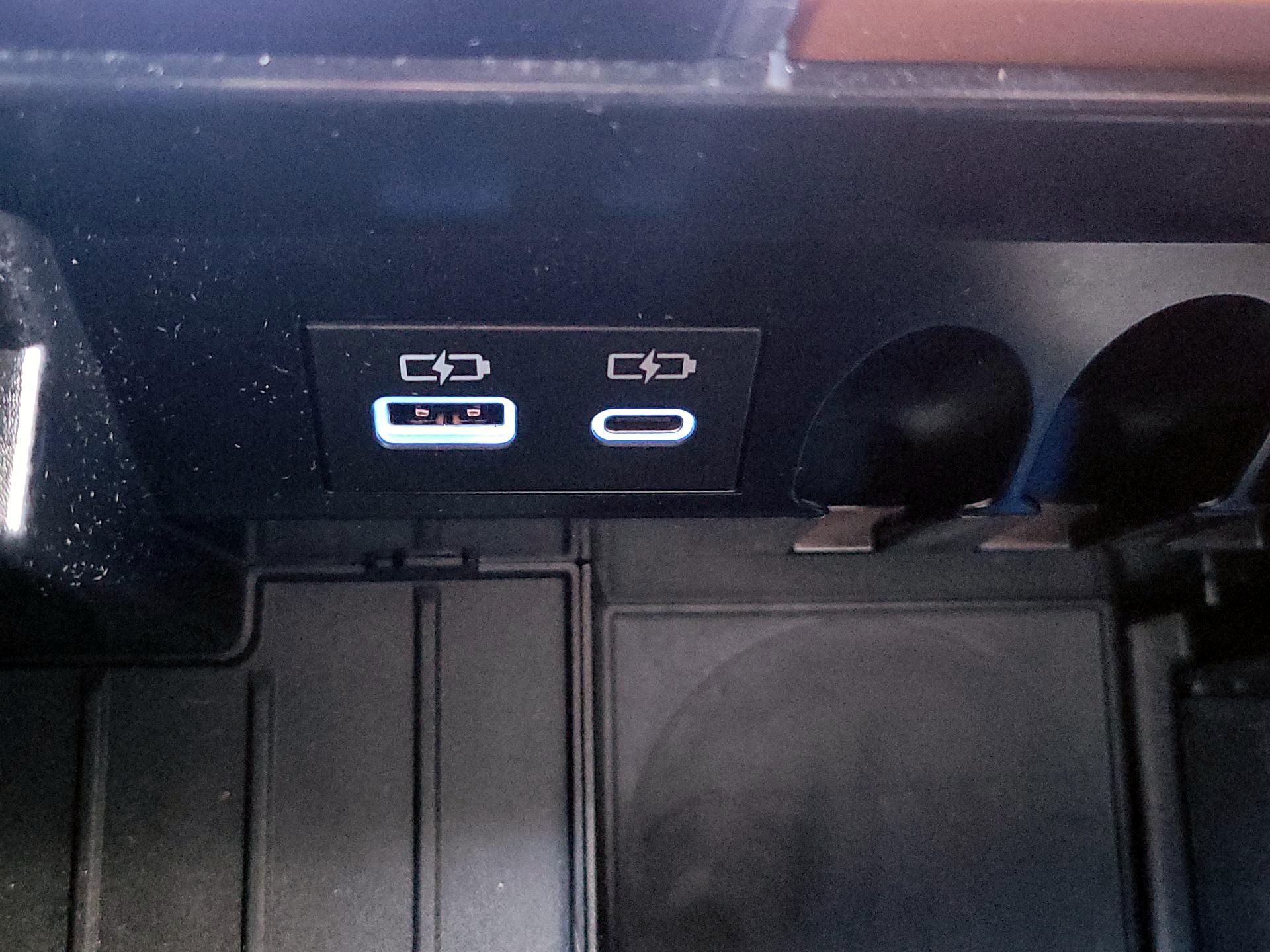 Thumbnail: 2024 Toyota Tundra - 18