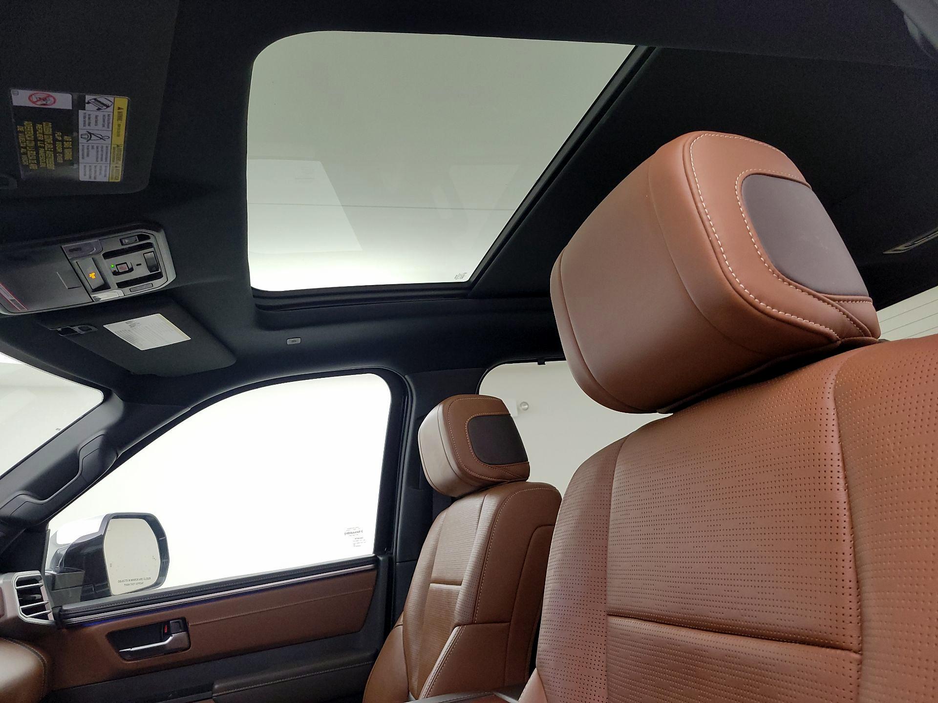 Thumbnail: 2024 Toyota Tundra - 19