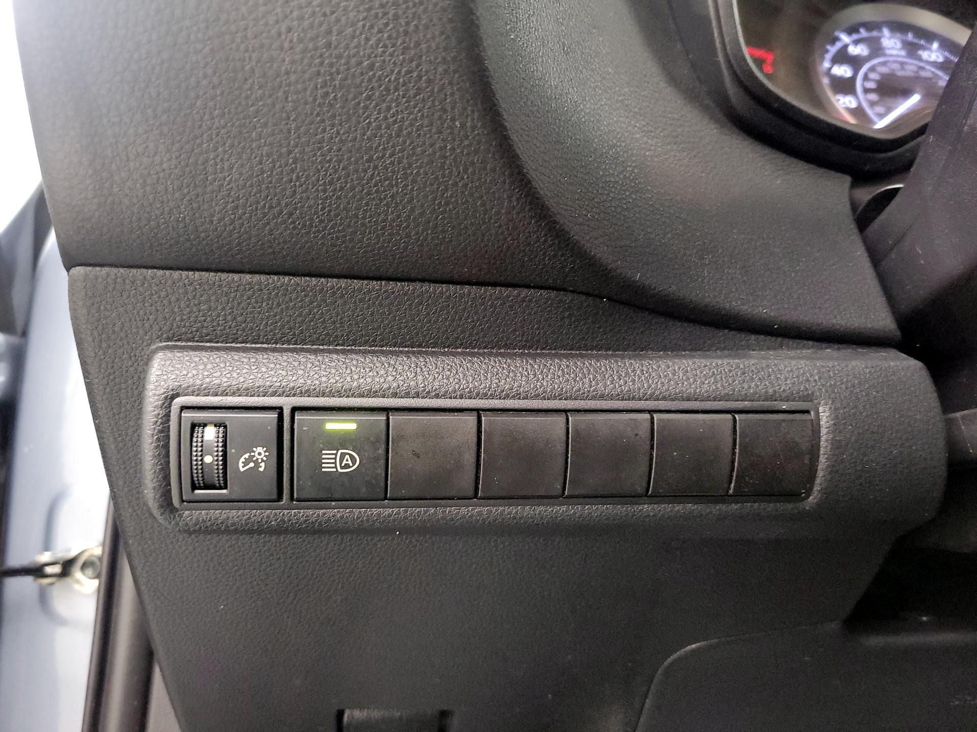 Thumbnail: 2021 Toyota Corolla - 13