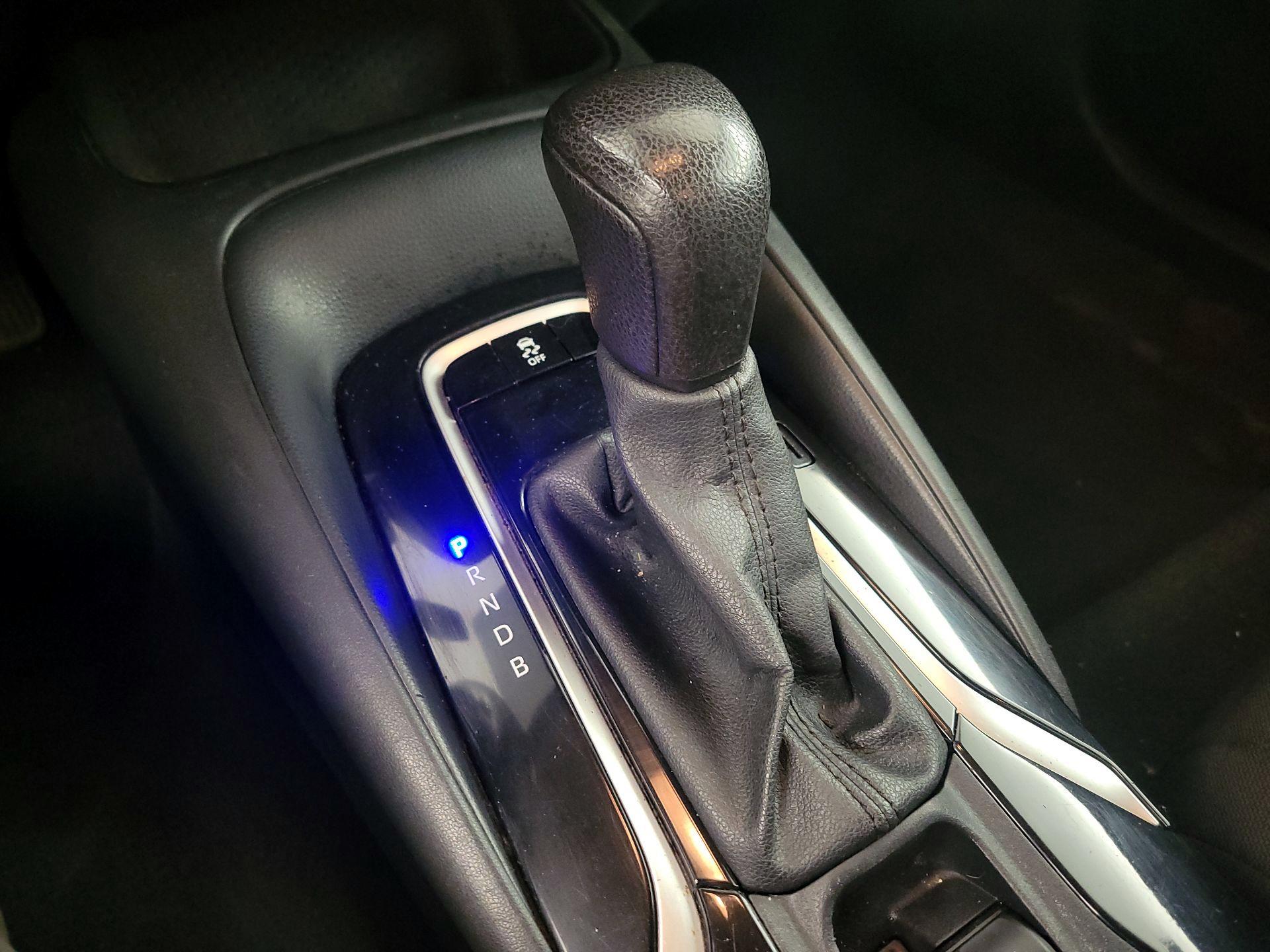 Thumbnail: 2021 Toyota Corolla - 17