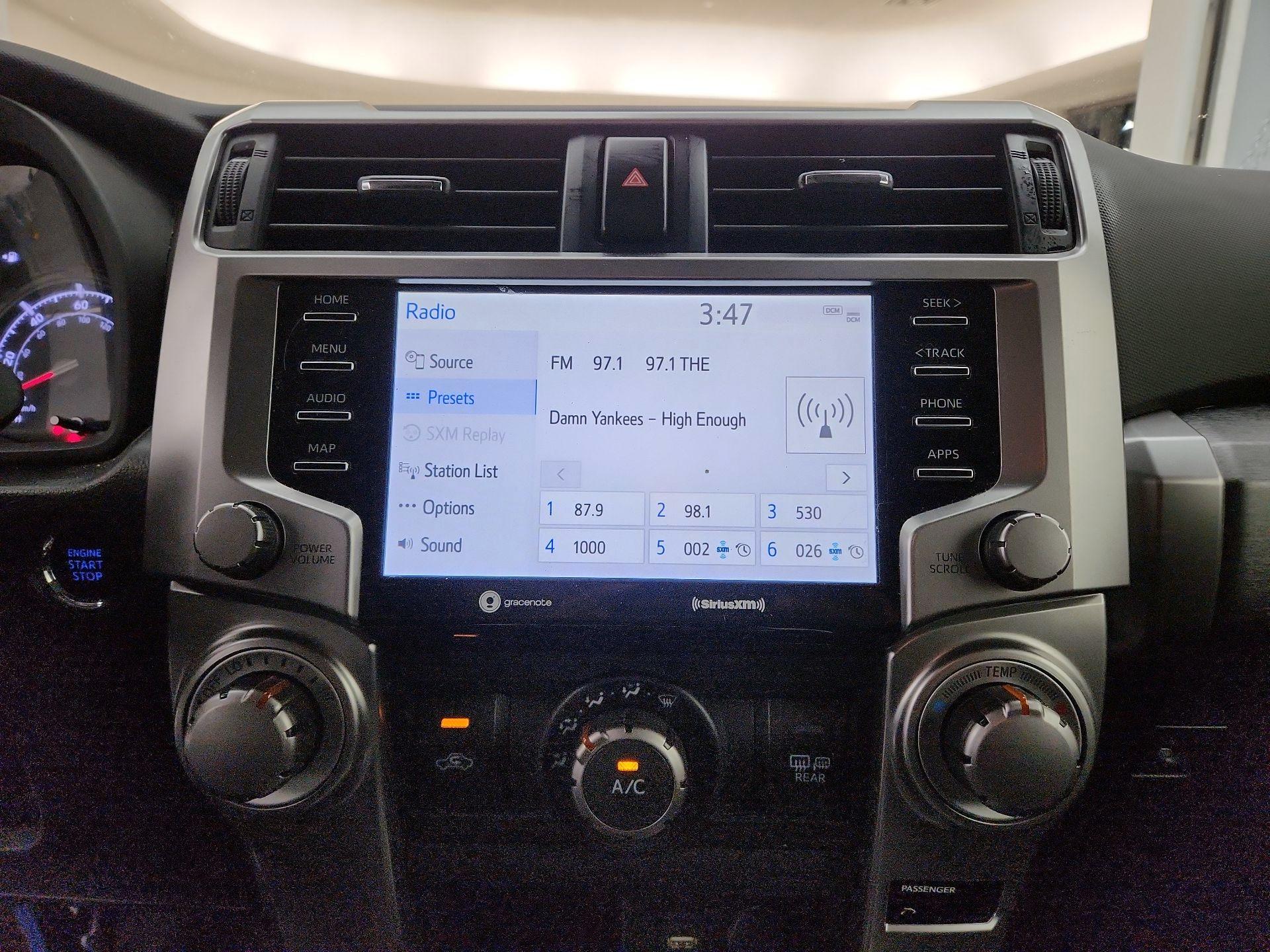 Thumbnail: 2022 Toyota 4Runner - 15