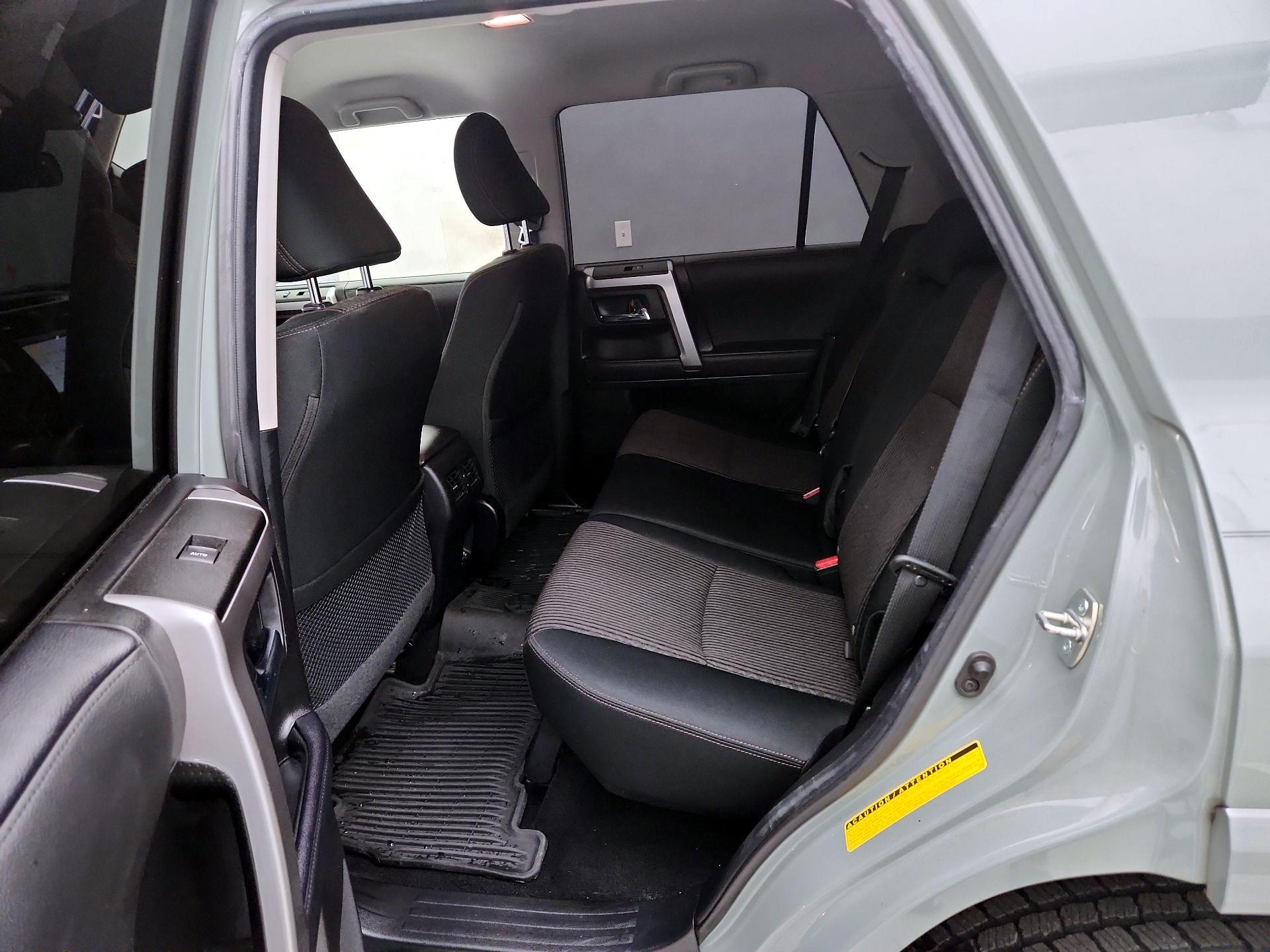 Thumbnail: 2022 Toyota 4Runner - 19