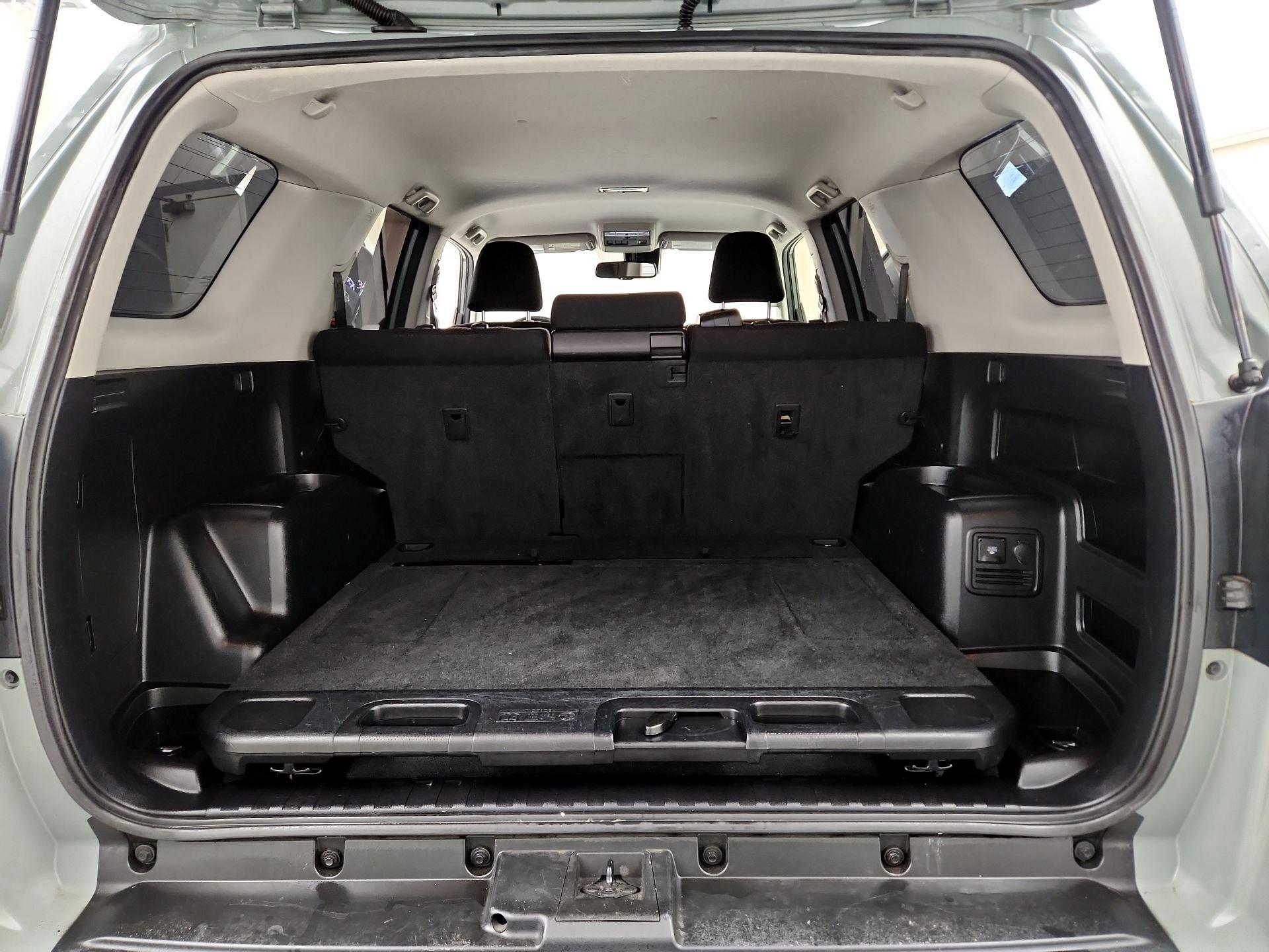 Thumbnail: 2022 Toyota 4Runner - 20