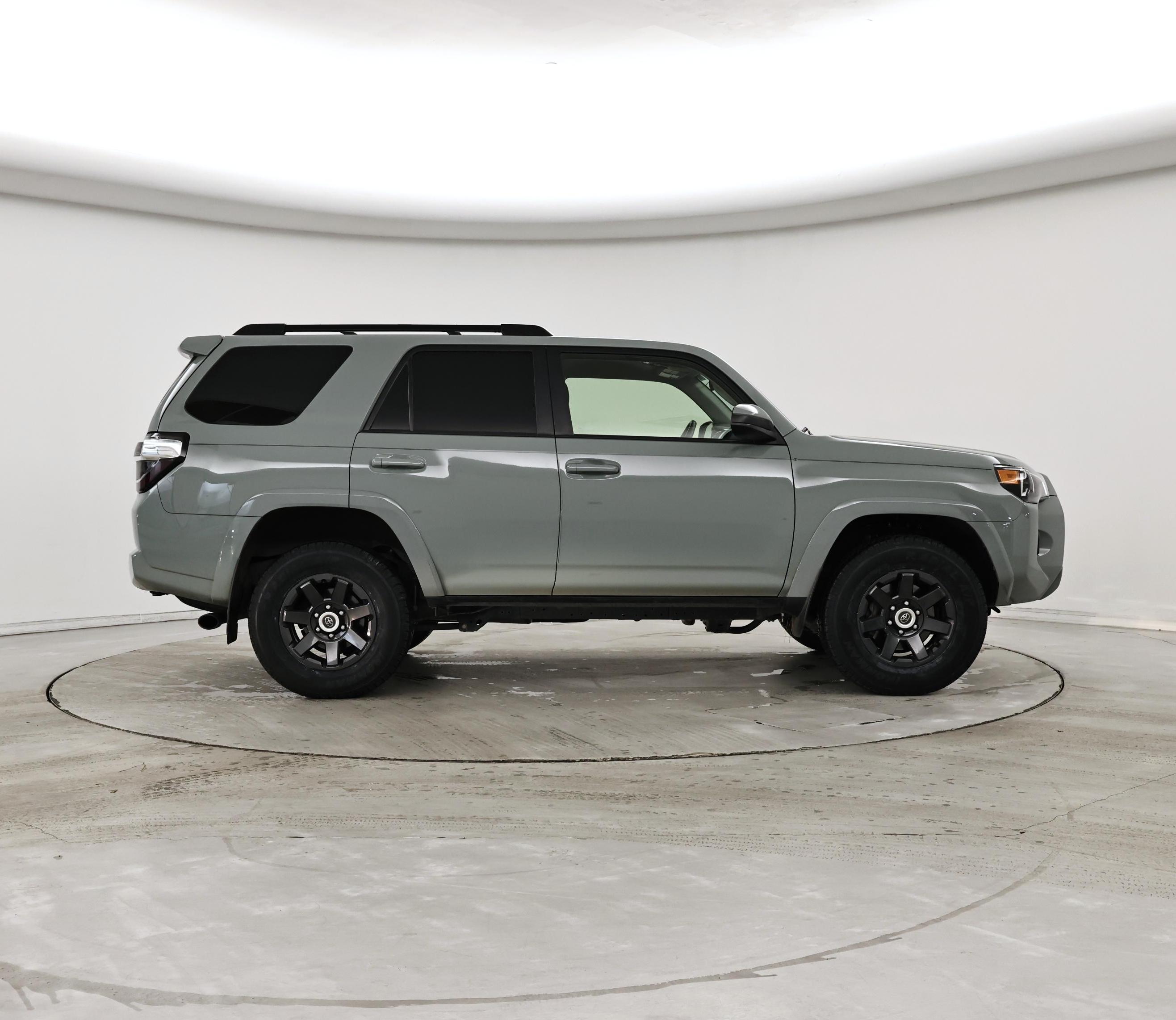 Thumbnail: 2022 Toyota 4Runner - 7