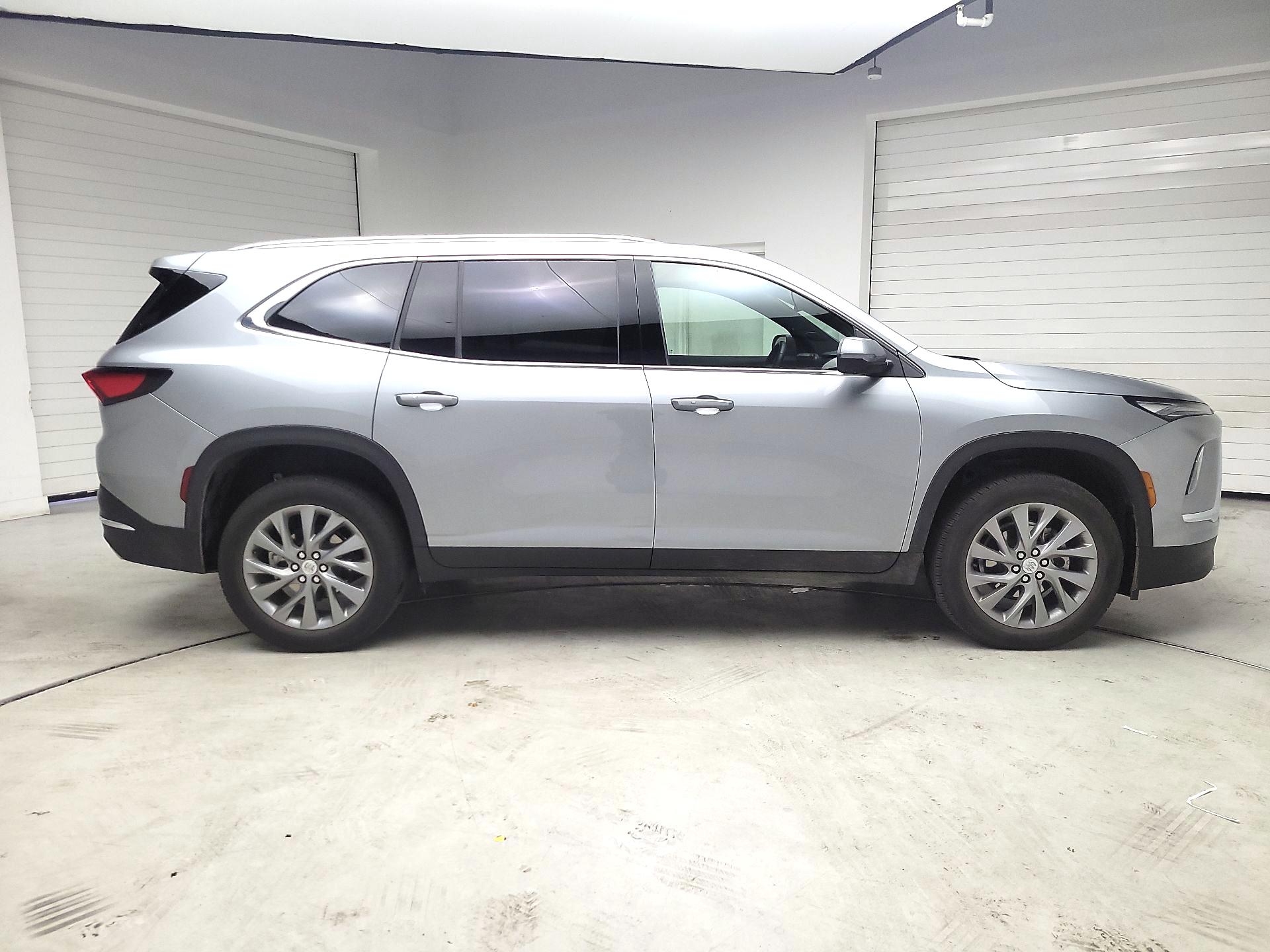 Thumbnail: 2025 Buick Enclave - 4