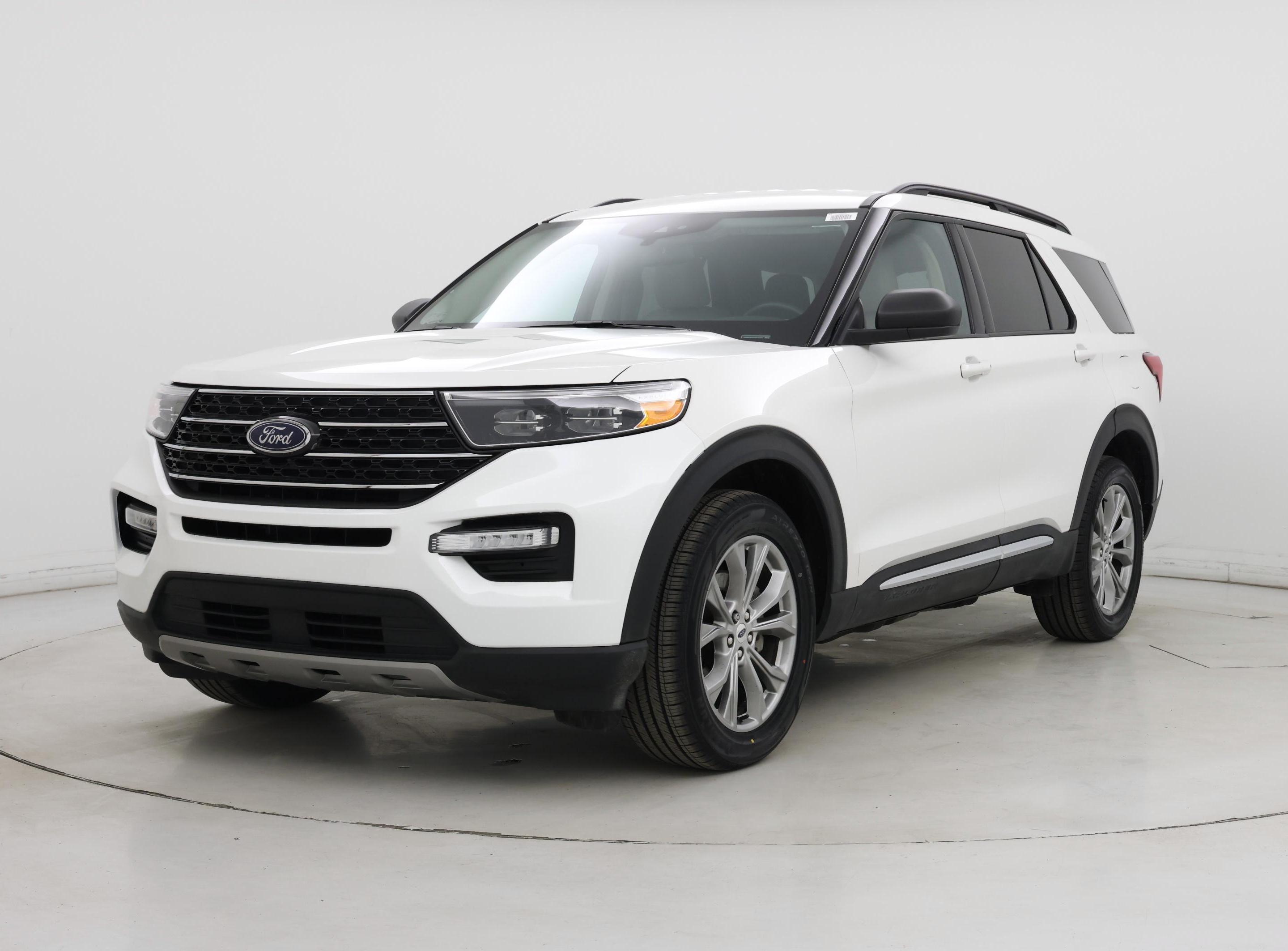 Thumbnail: 2022 Ford Explorer - 4