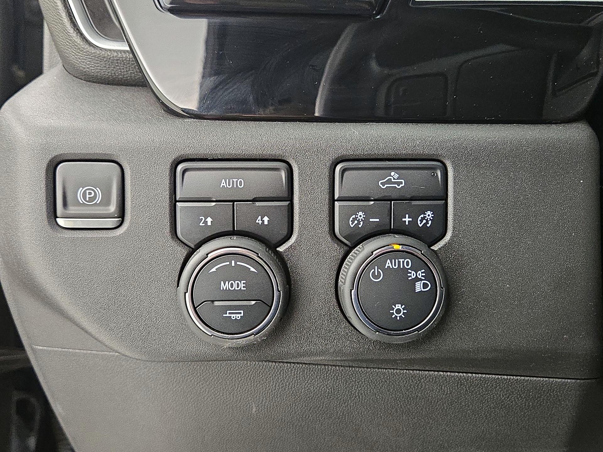 Thumbnail: 2023 Chevrolet Silverado 1500 - 13