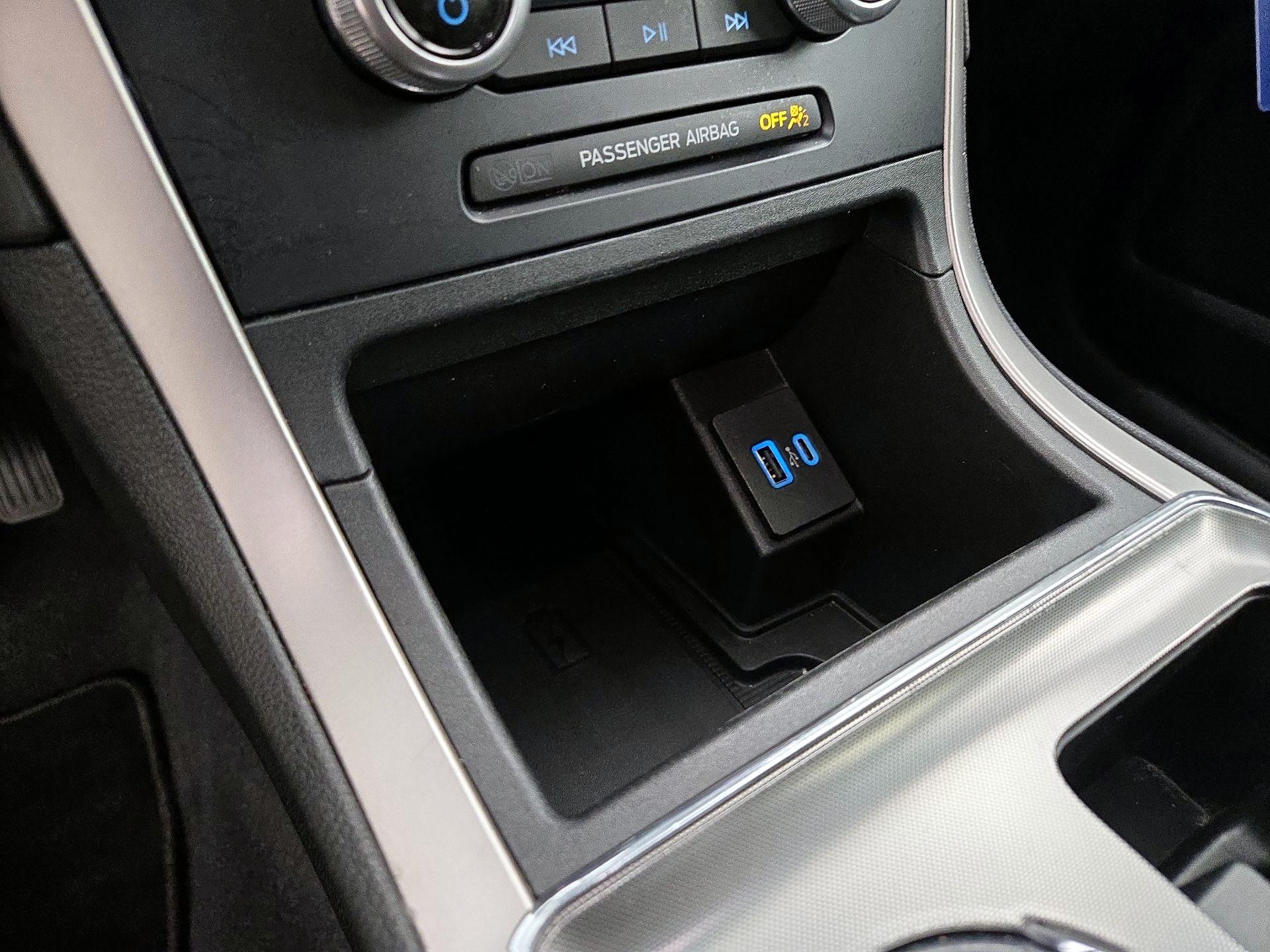 Thumbnail: 2022 Ford Edge - 18