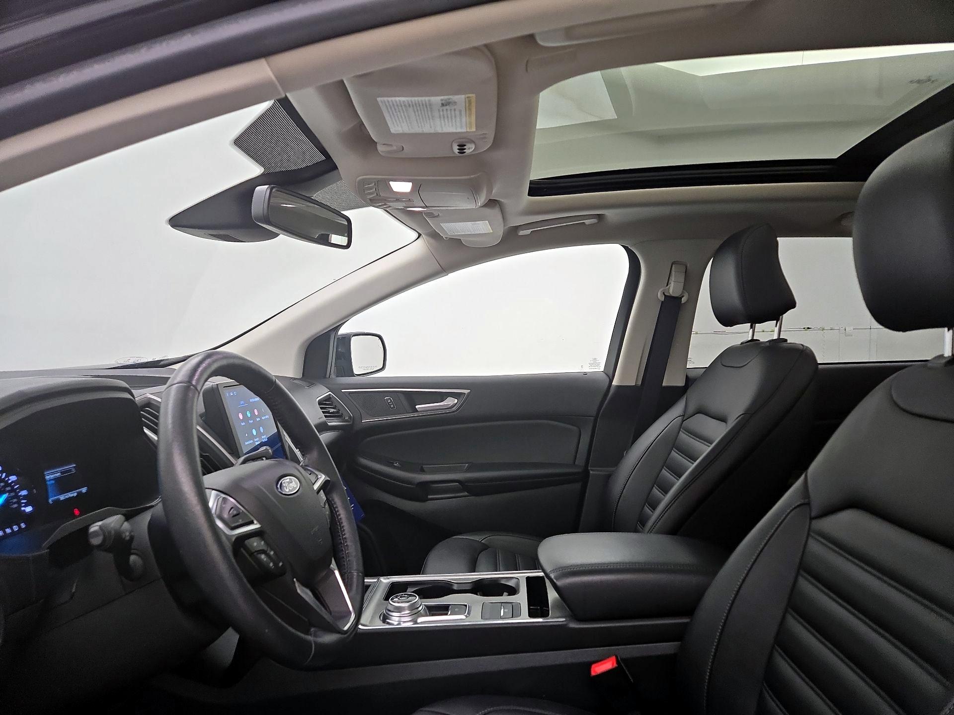 Thumbnail: 2022 Ford Edge - 19