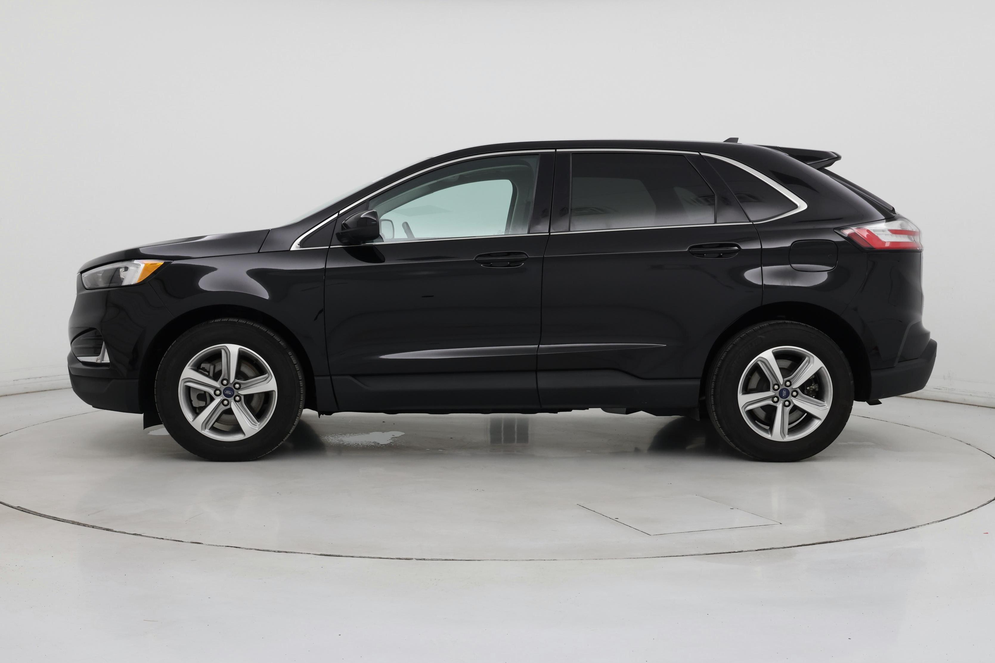 Thumbnail: 2022 Ford Edge - 3