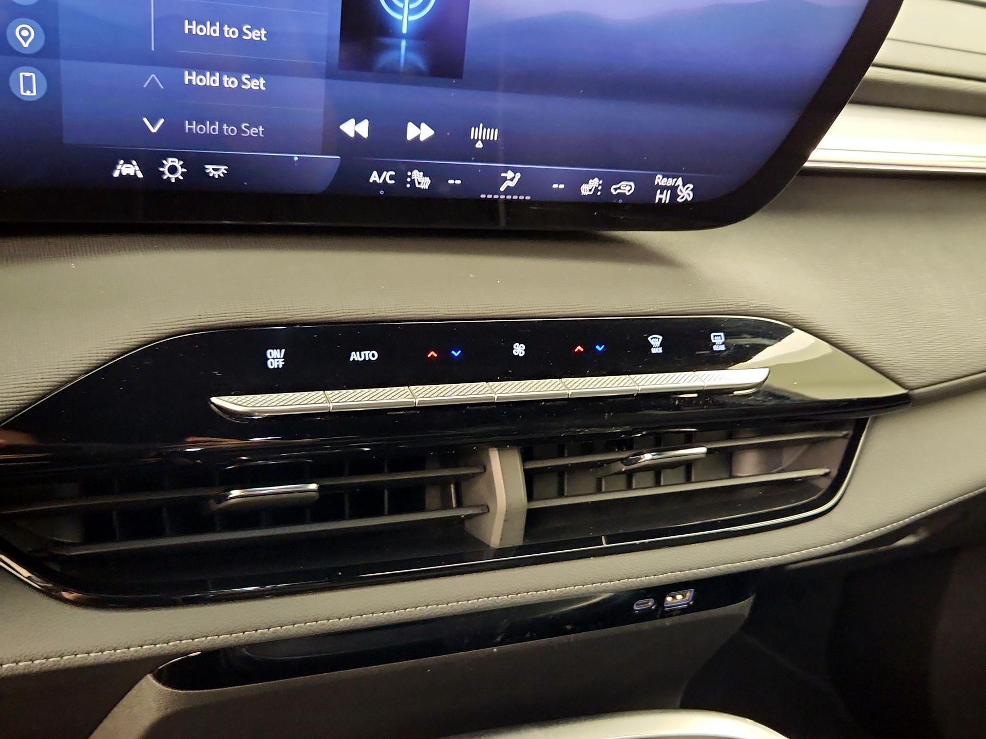 Thumbnail: 2025 Buick Enclave - 16