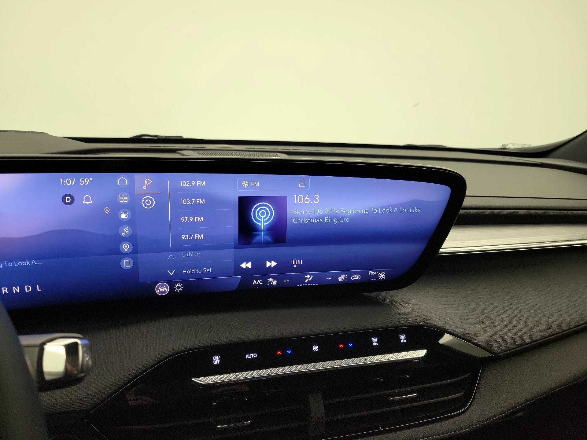 Thumbnail: 2025 Buick Enclave - 16