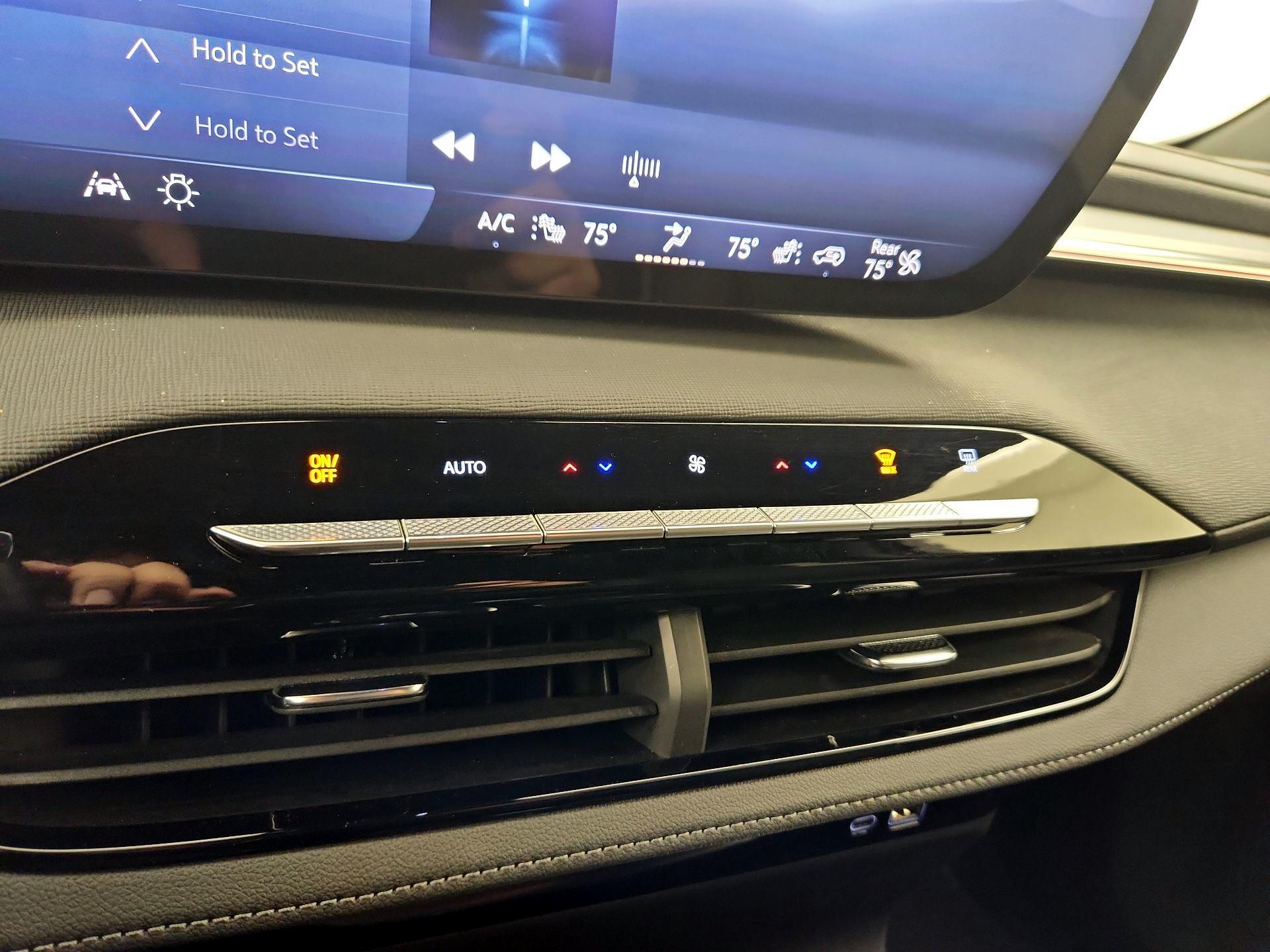 Thumbnail: 2025 Buick Enclave - 16