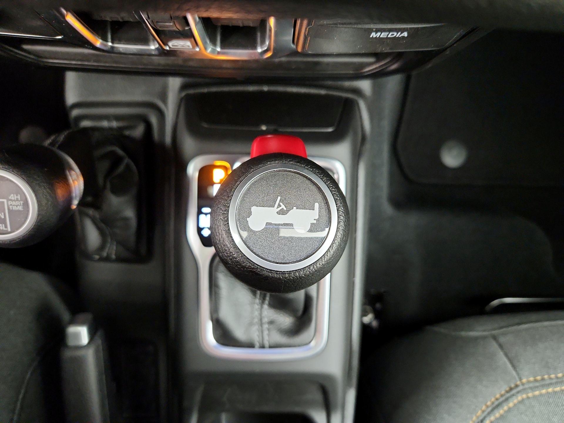 Thumbnail: 2024 Jeep Wrangler - 17