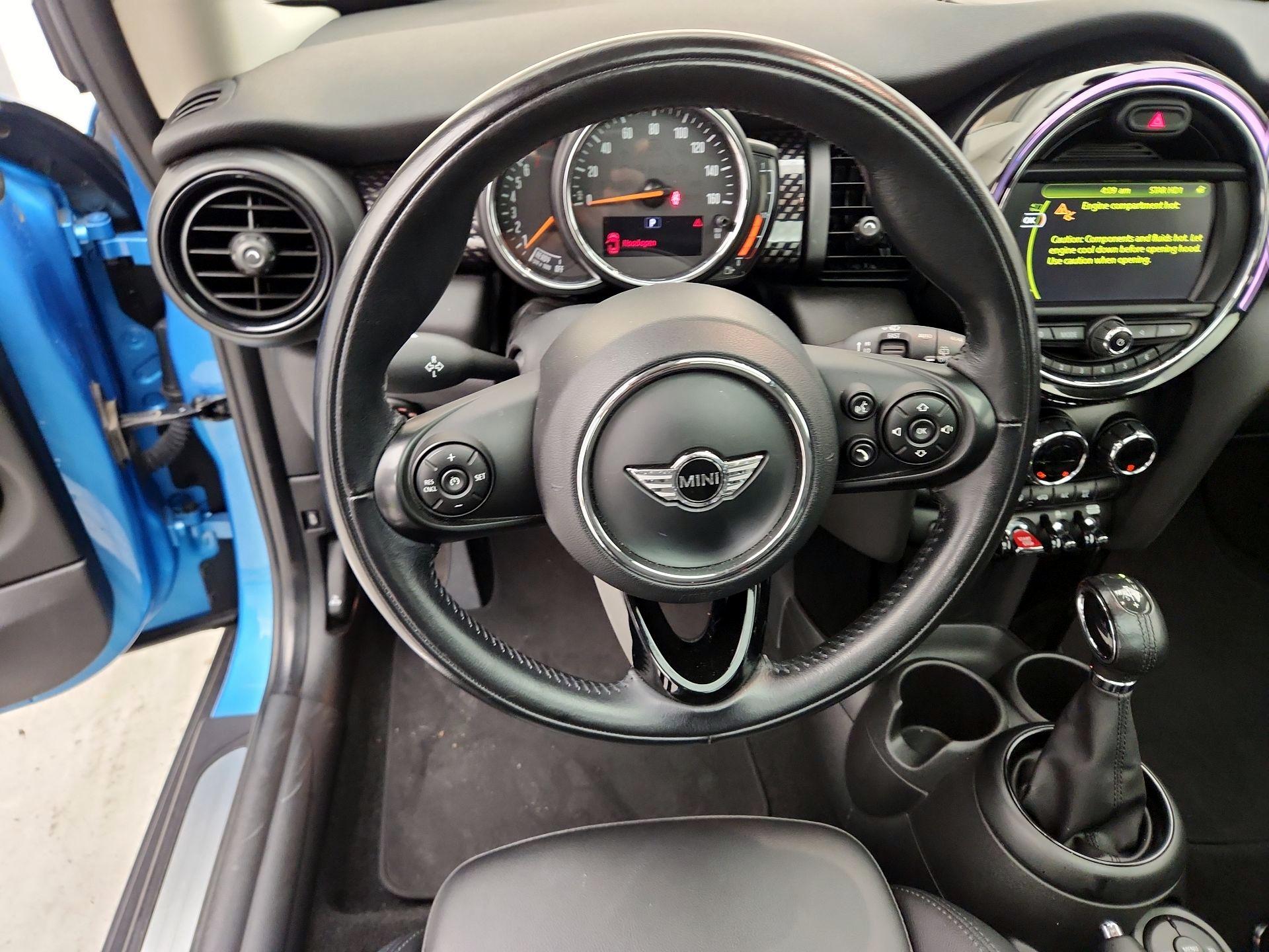 Thumbnail: 2018 MINI Cooper - 10