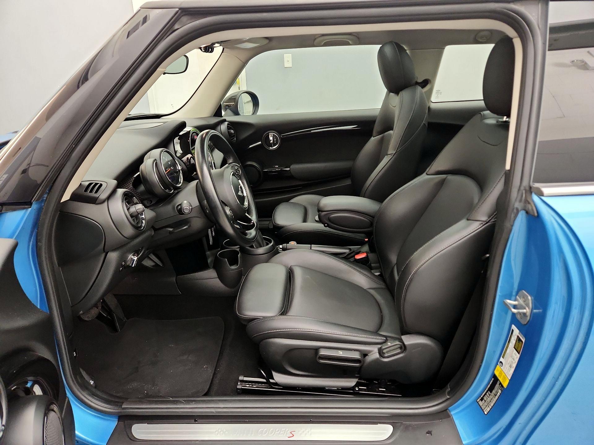 Thumbnail: 2018 MINI Cooper - 11