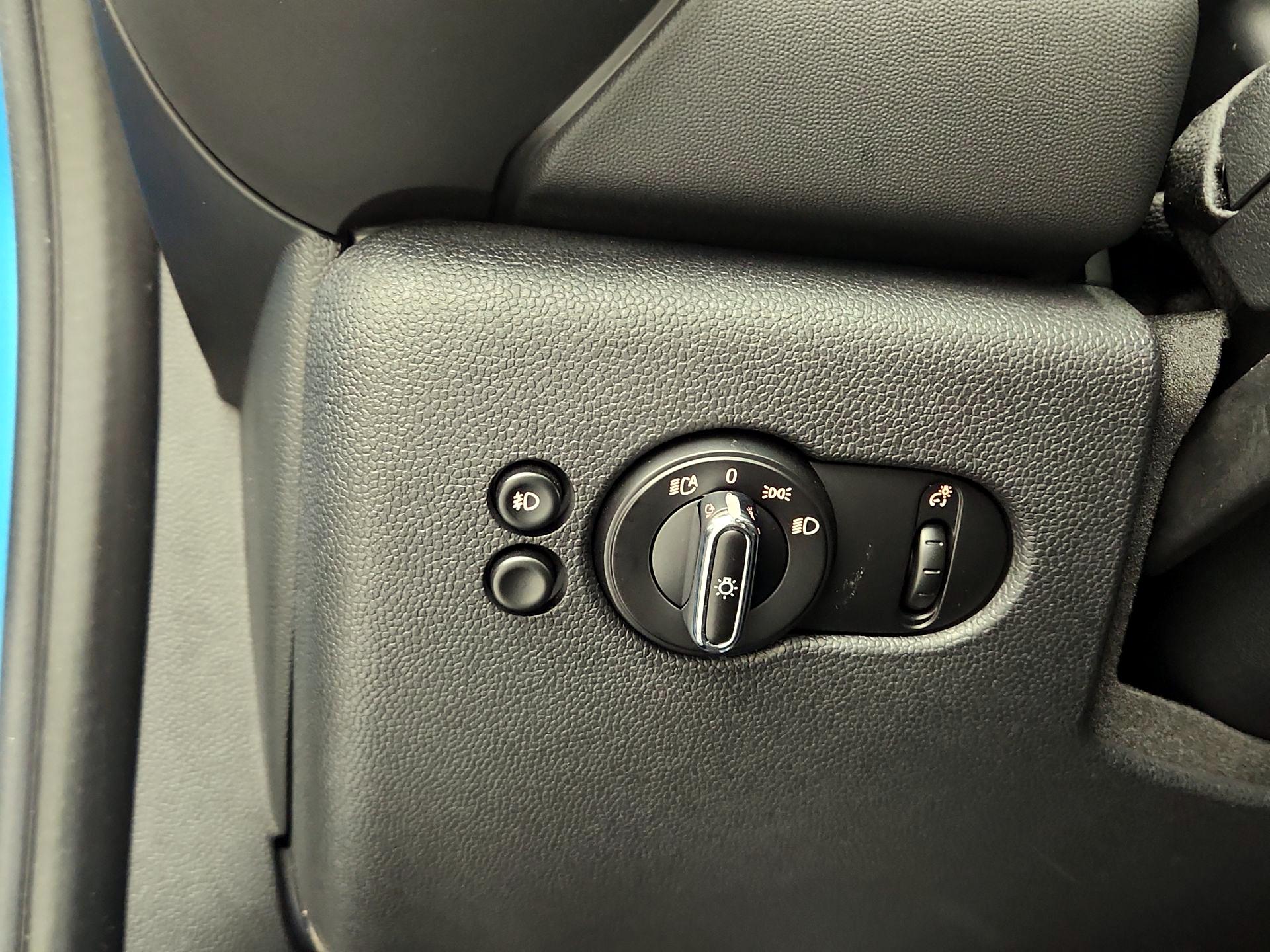 Thumbnail: 2018 MINI Cooper - 13