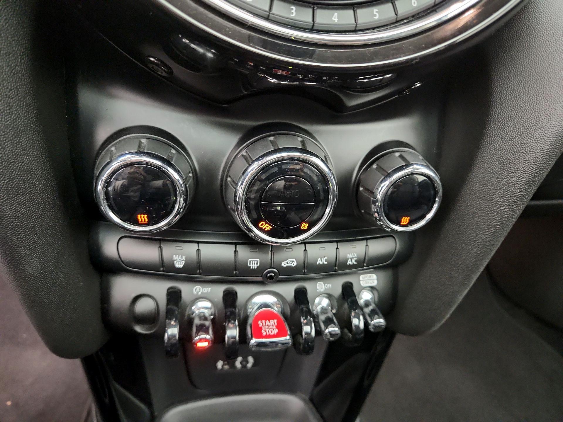 Thumbnail: 2018 MINI Cooper - 16