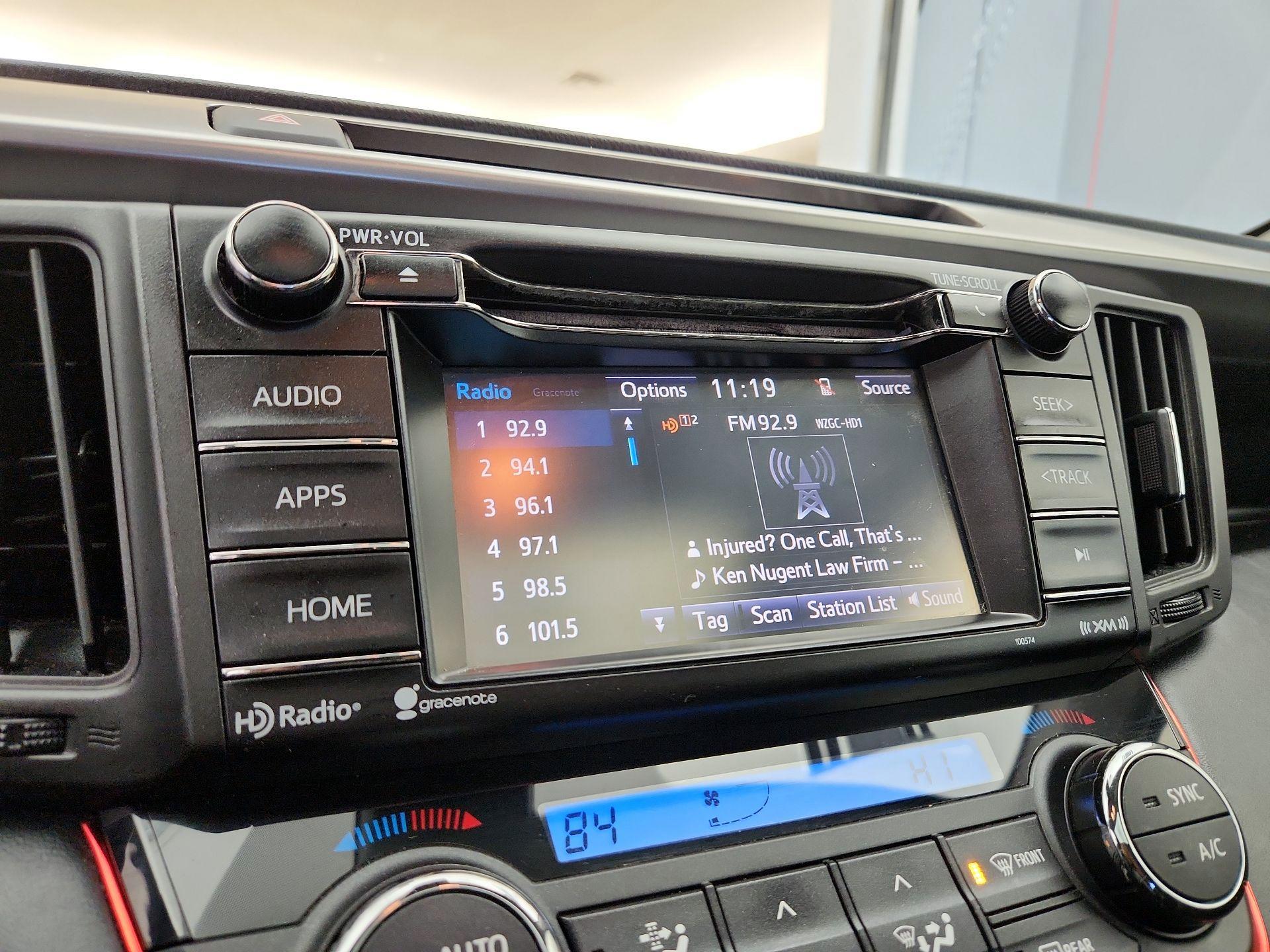 Thumbnail: 2017 Toyota RAV4 - 15