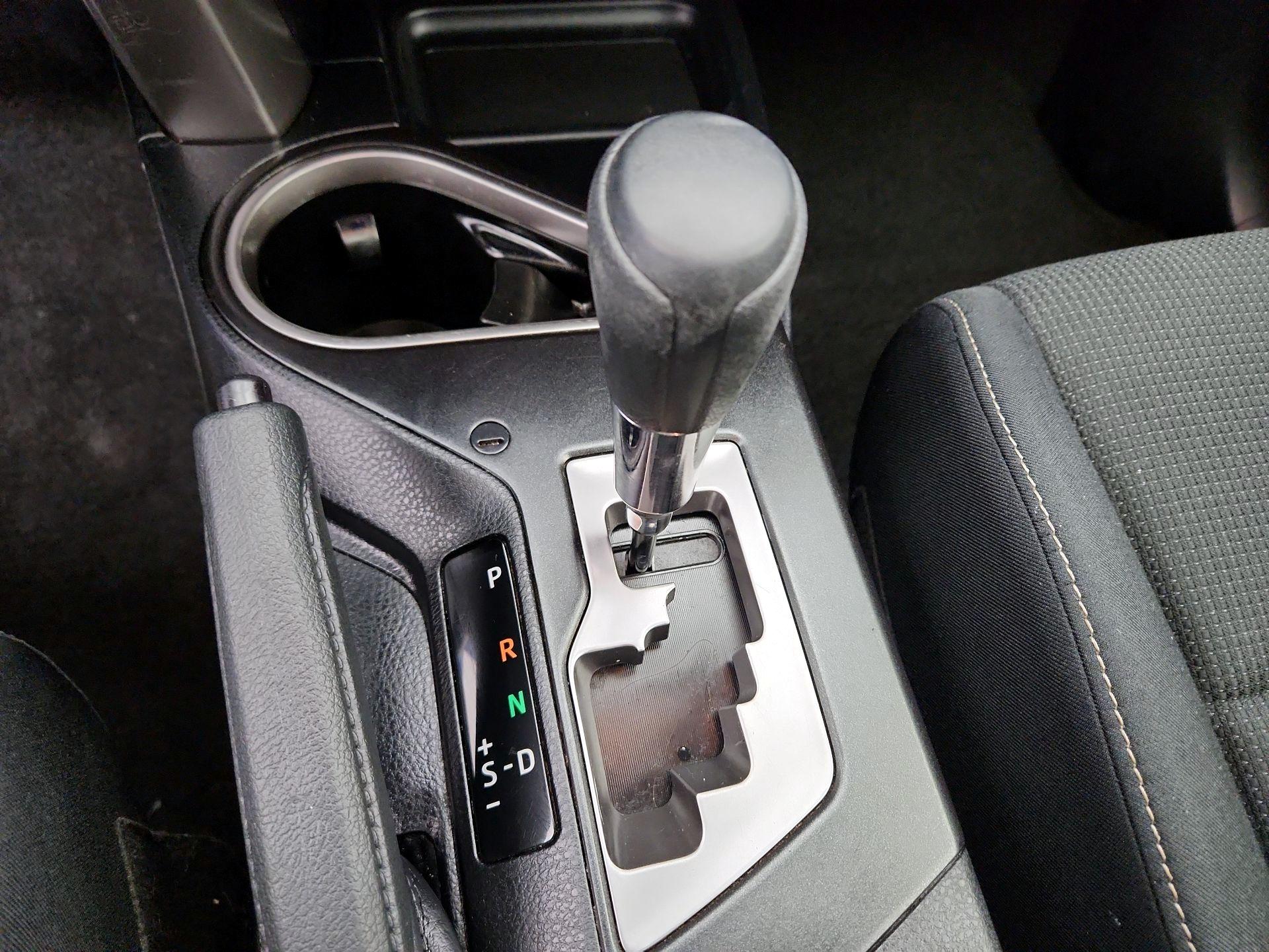 Thumbnail: 2017 Toyota RAV4 - 17