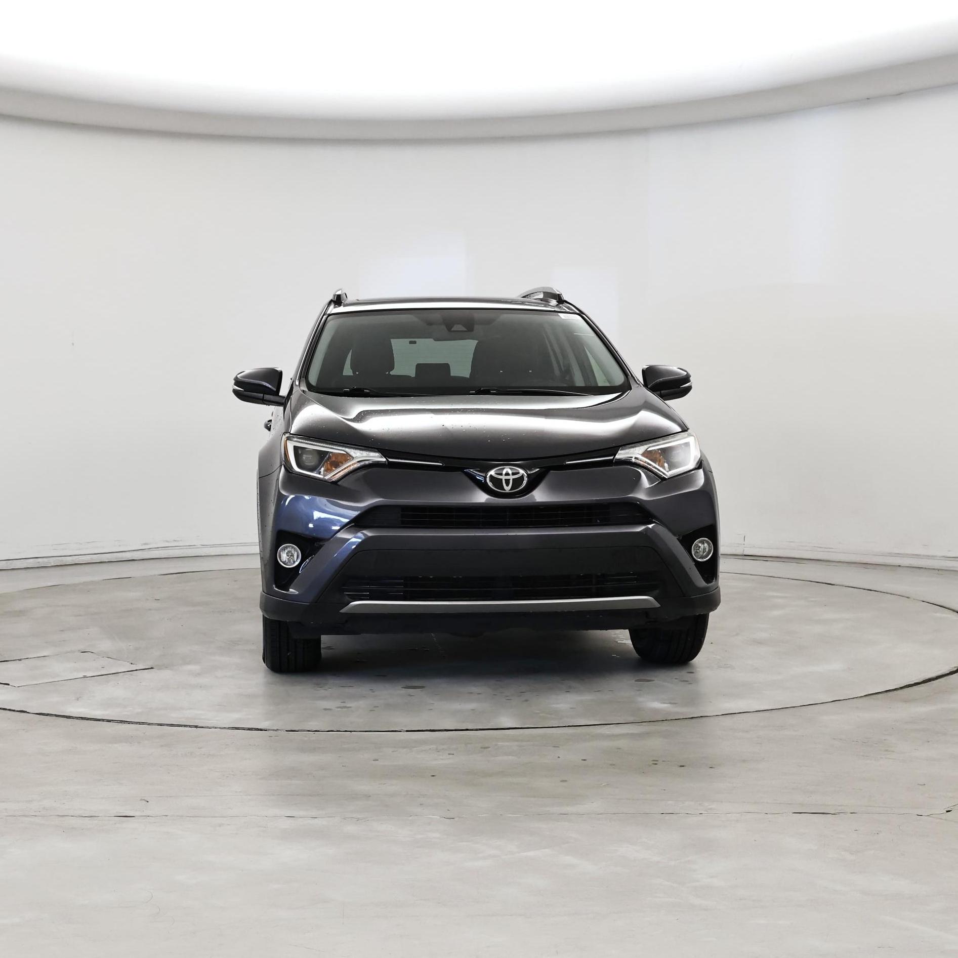 Thumbnail: 2017 Toyota RAV4 - 5