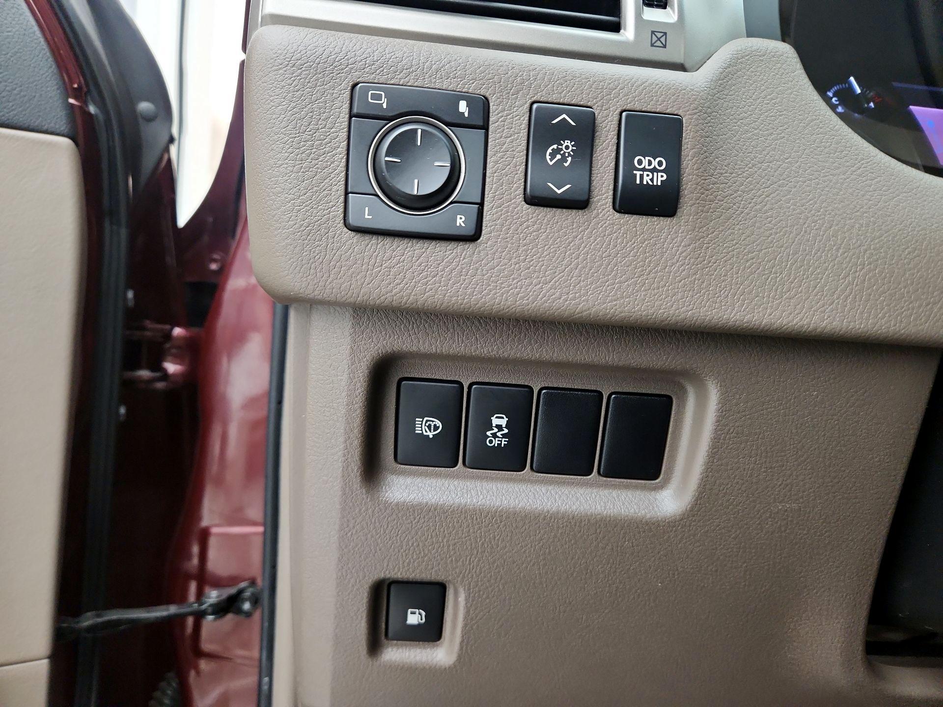 Thumbnail: 2018 Lexus GX - 13