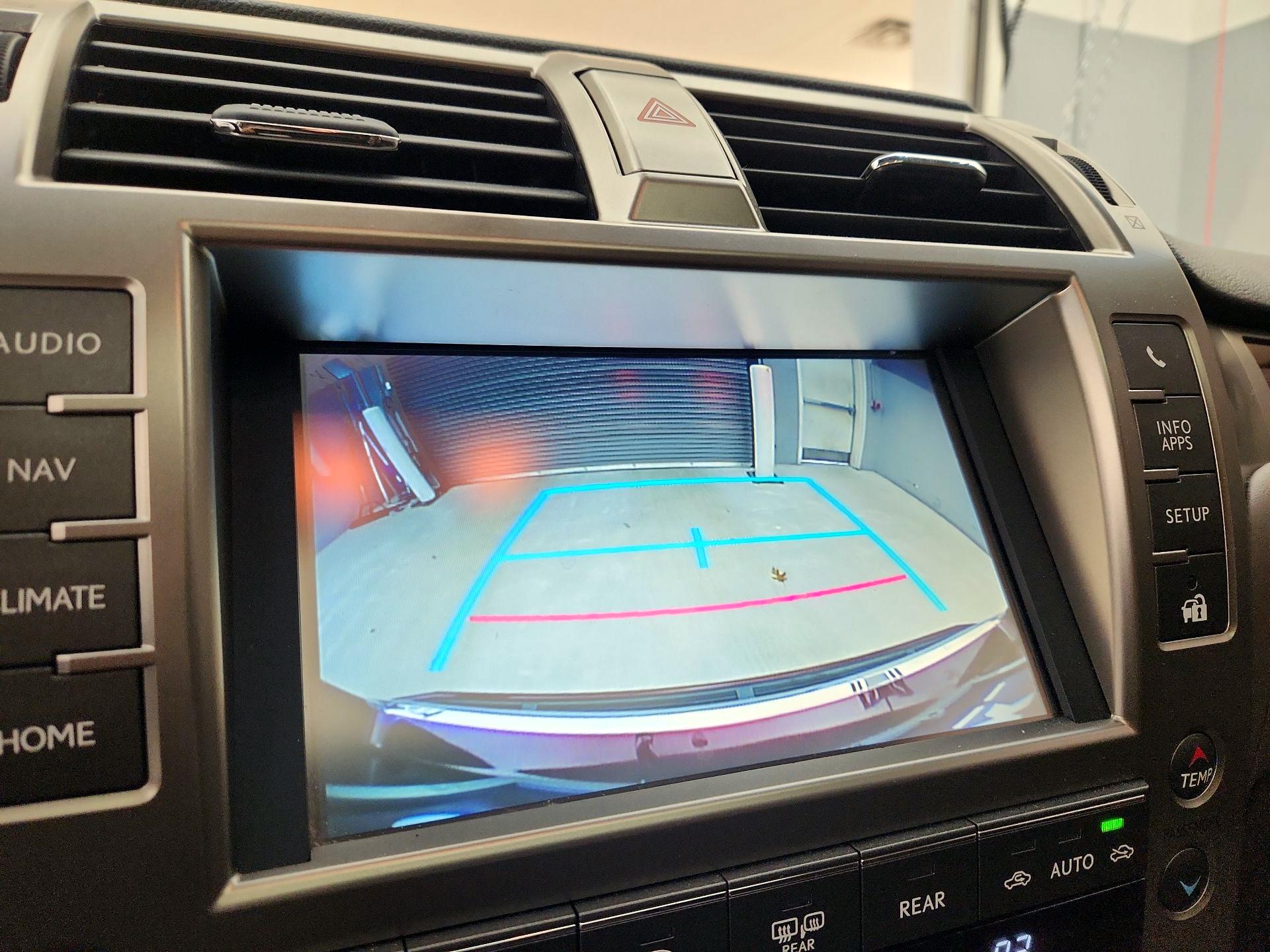 Thumbnail: 2018 Lexus GX - 15