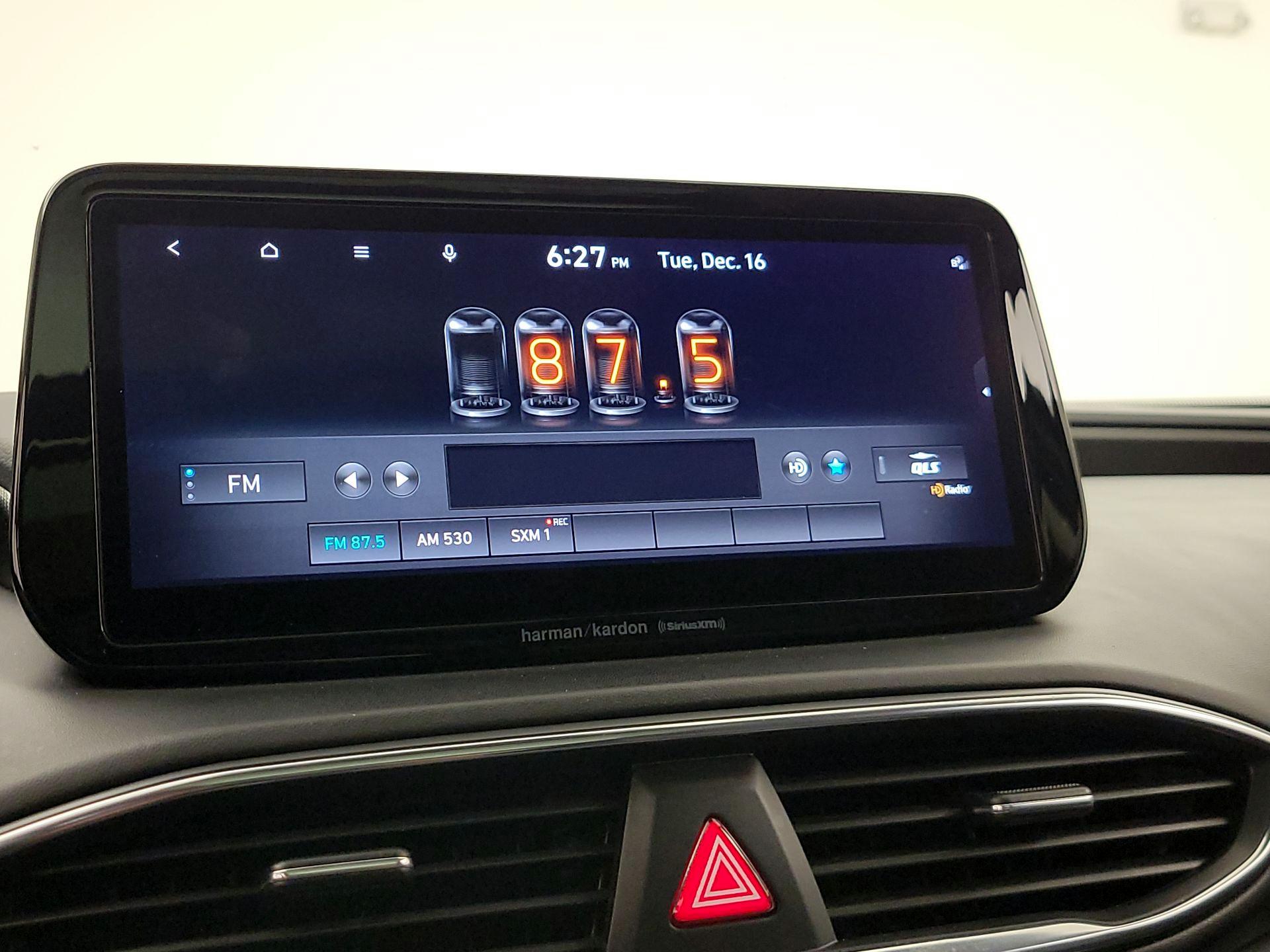 Thumbnail: 2022 Hyundai Santa Fe - 16