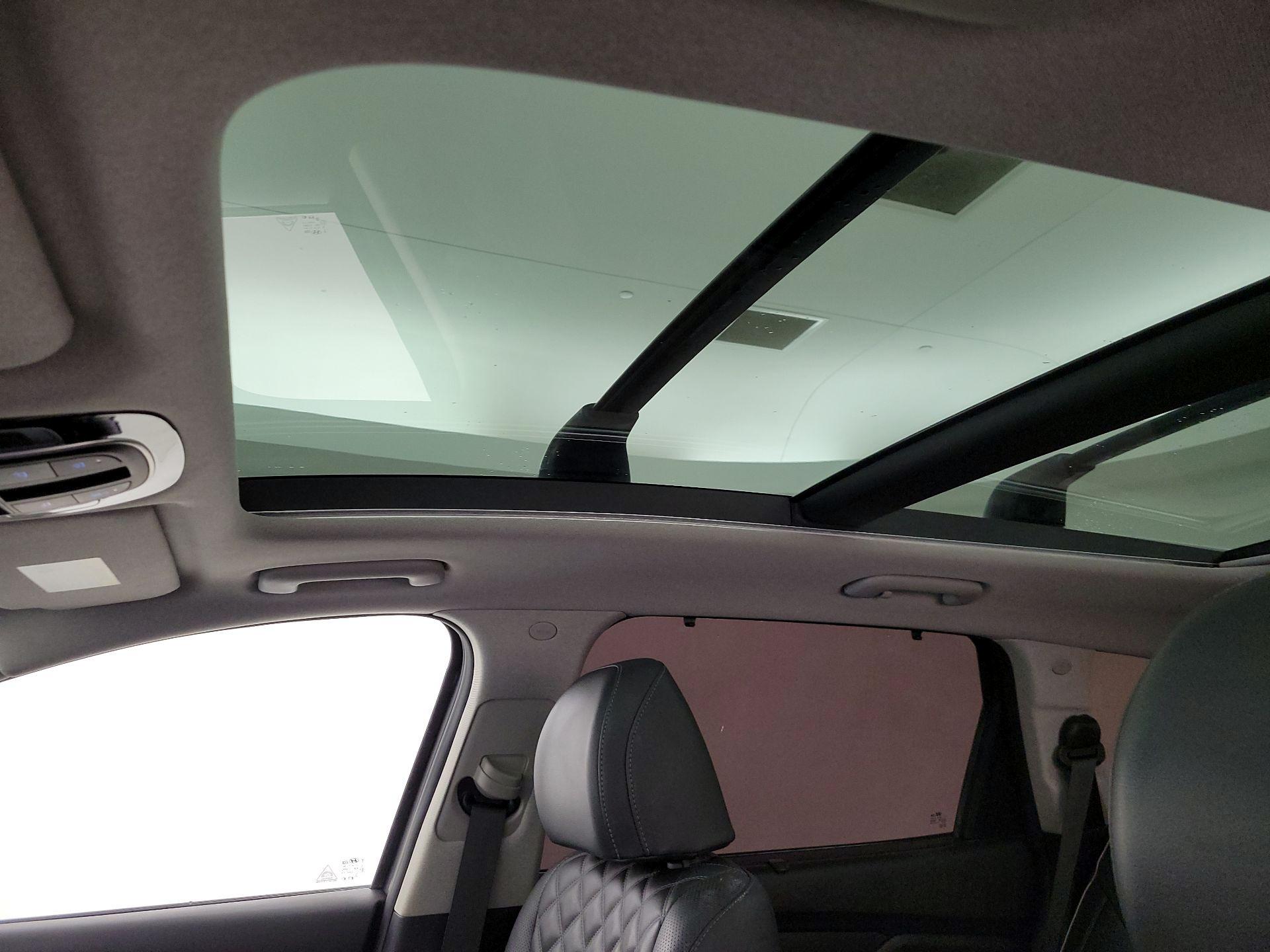 Thumbnail: 2022 Hyundai Santa Fe - 20