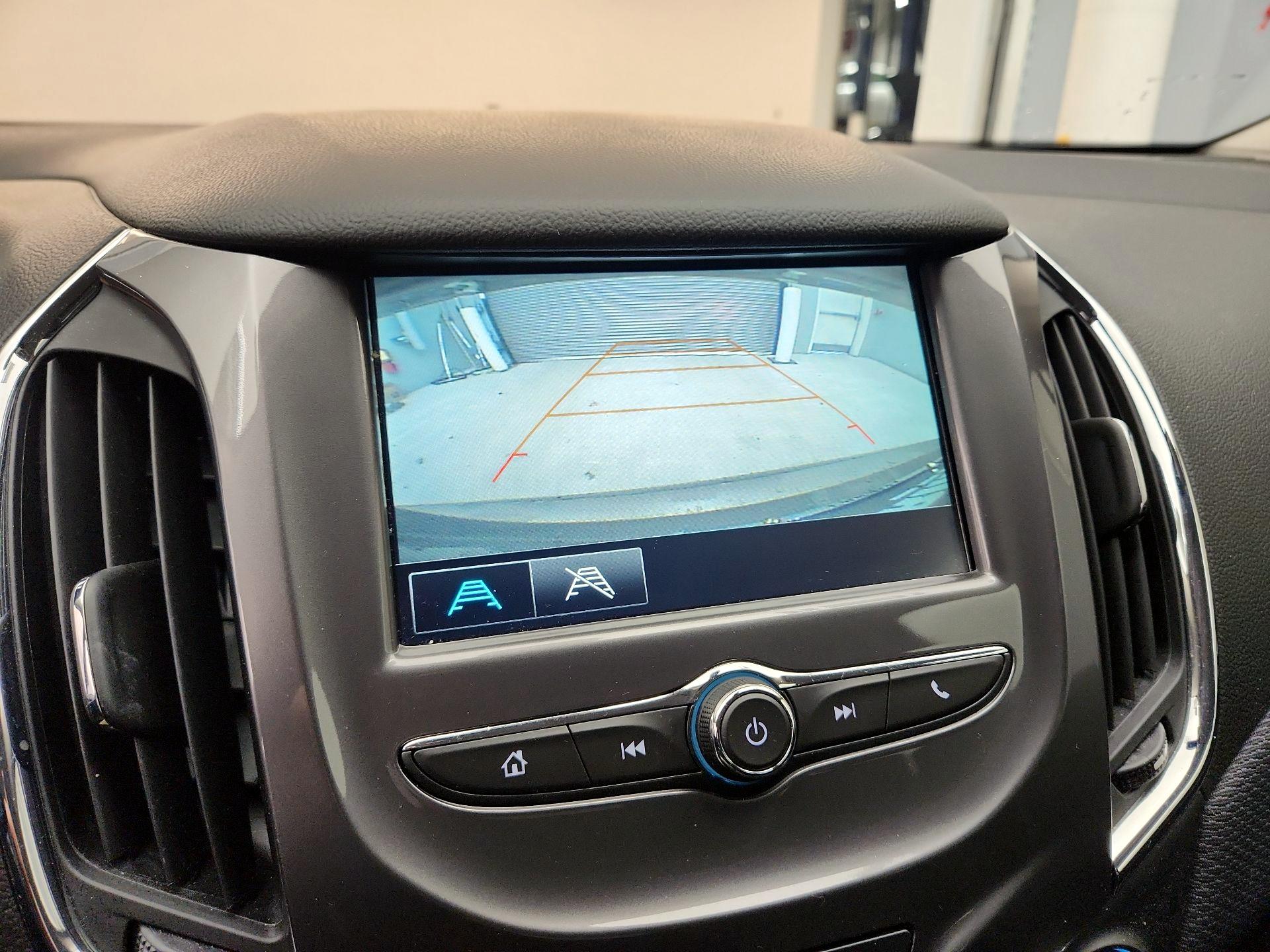 Thumbnail: 2018 Chevrolet Cruze - 14