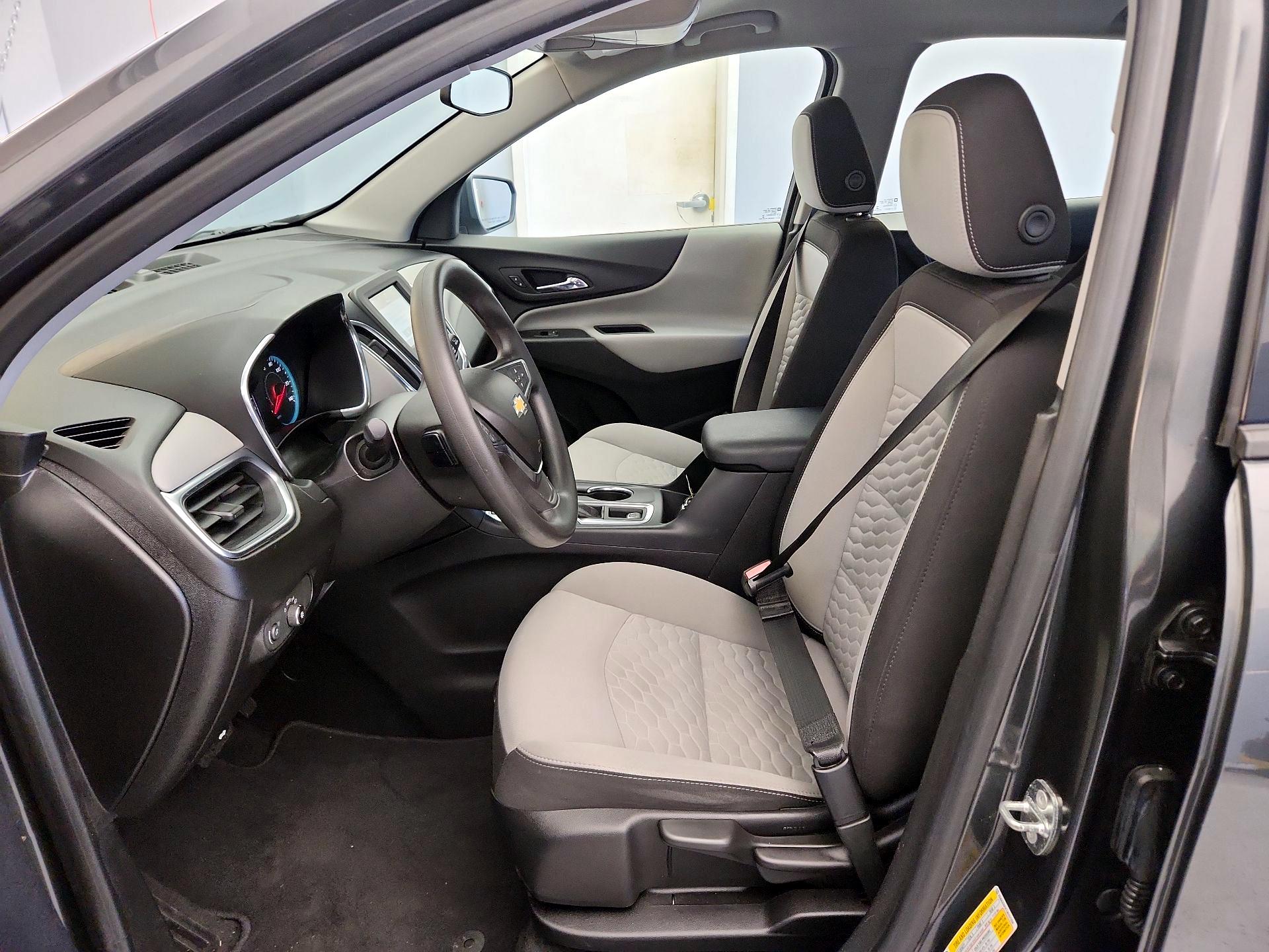 Thumbnail: 2018 Chevrolet Equinox - 11