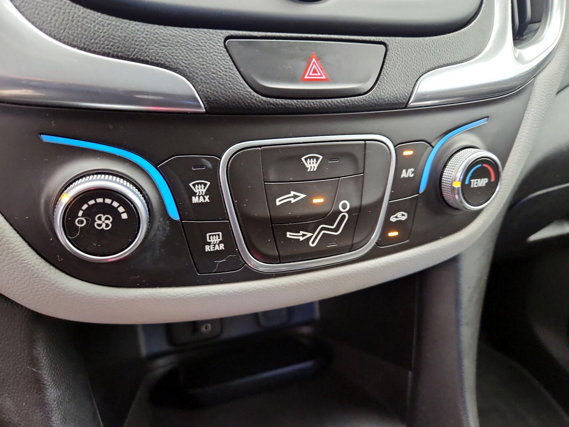 Thumbnail: 2018 Chevrolet Equinox - 16