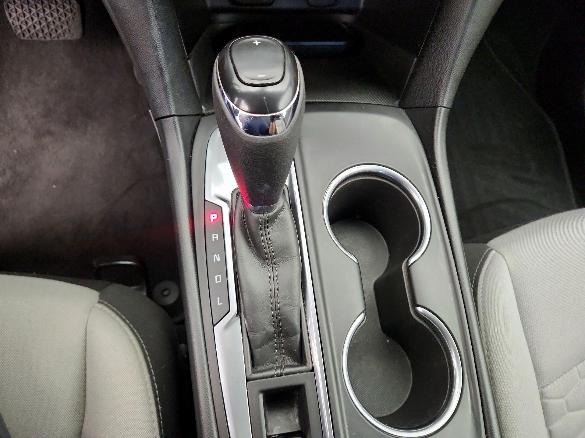 Thumbnail: 2018 Chevrolet Equinox - 17