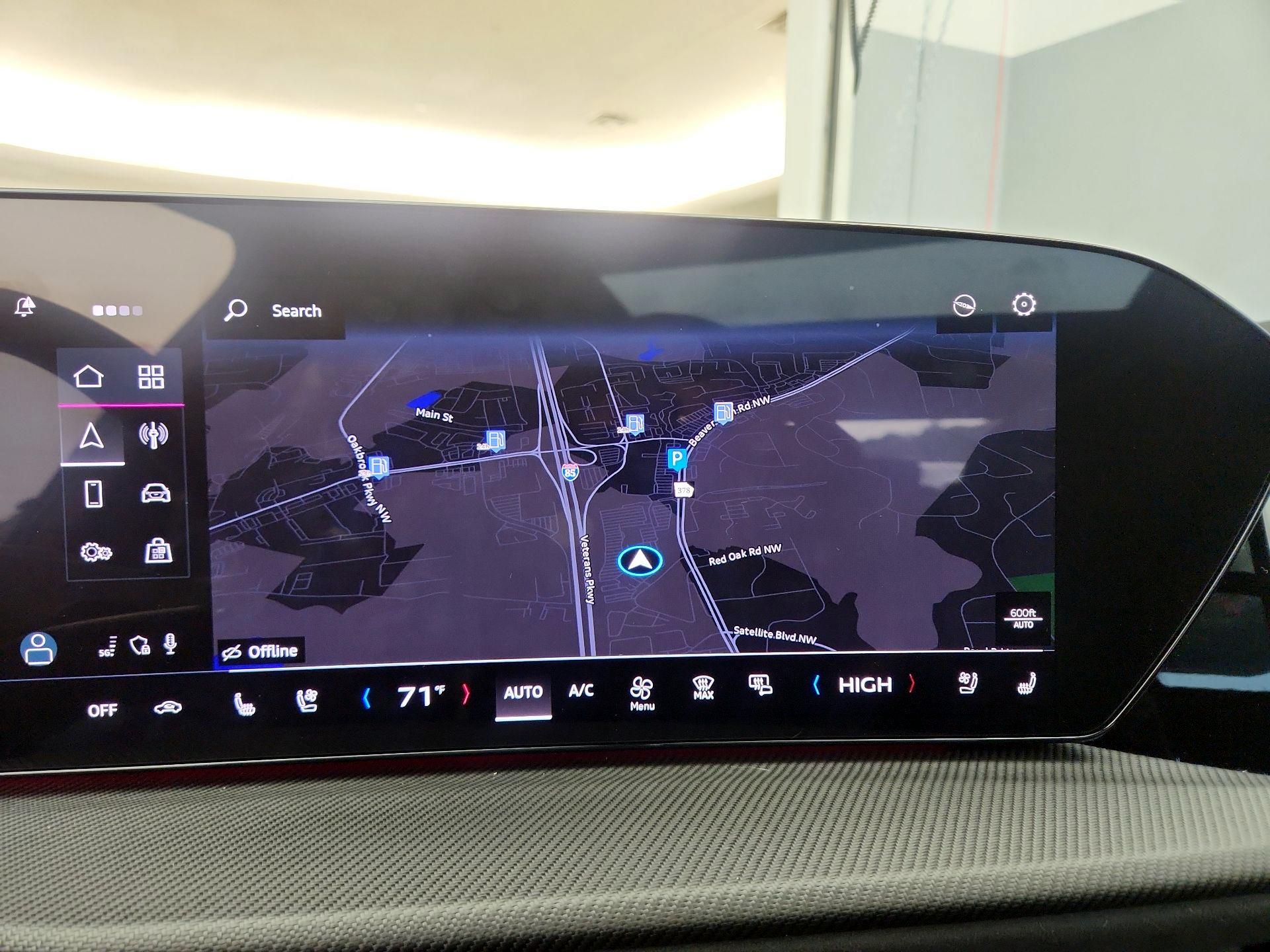 Thumbnail: 2025 Audi SQ5 - 13