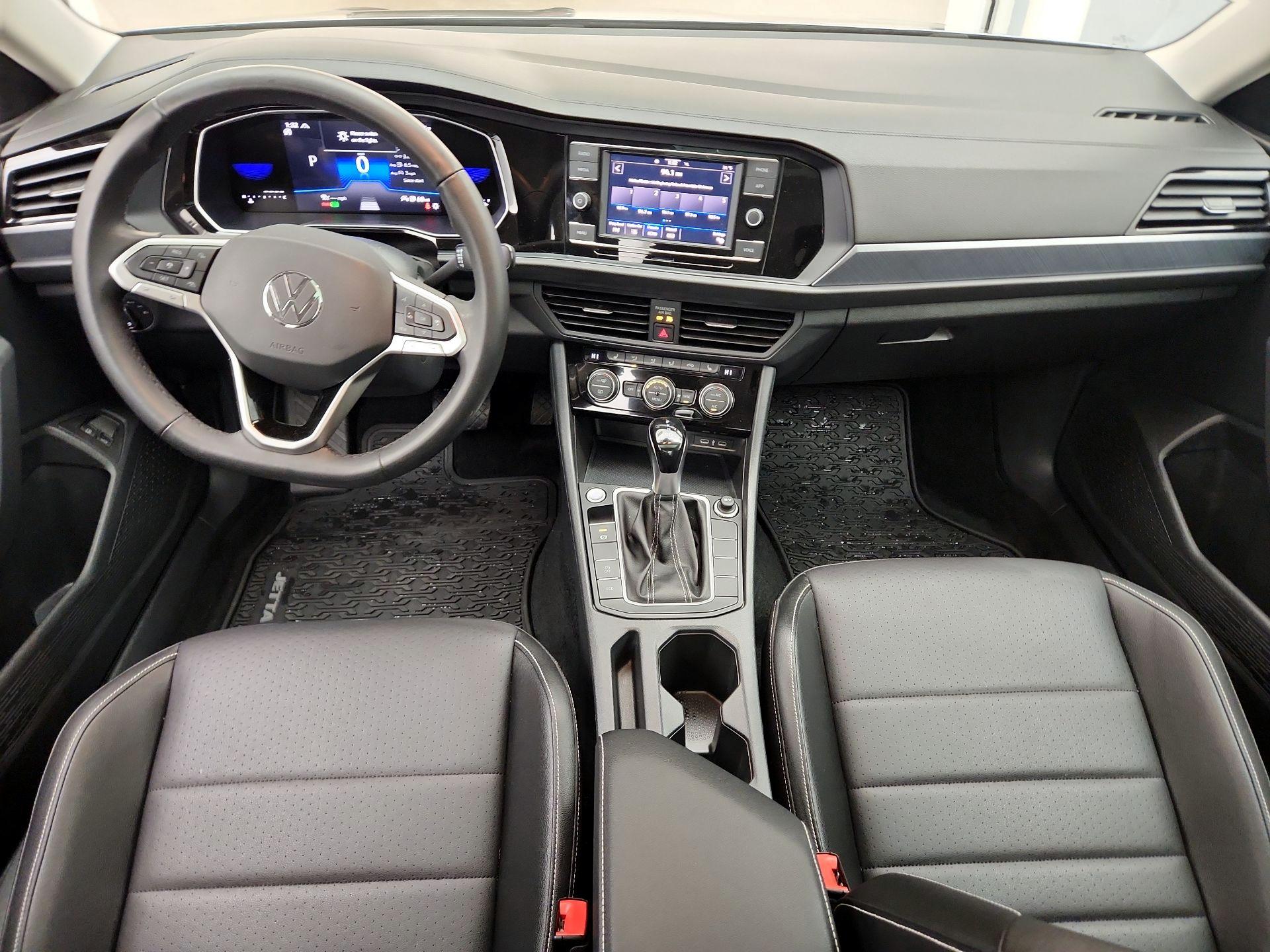 Thumbnail: 2024 Volkswagen Jetta - 9