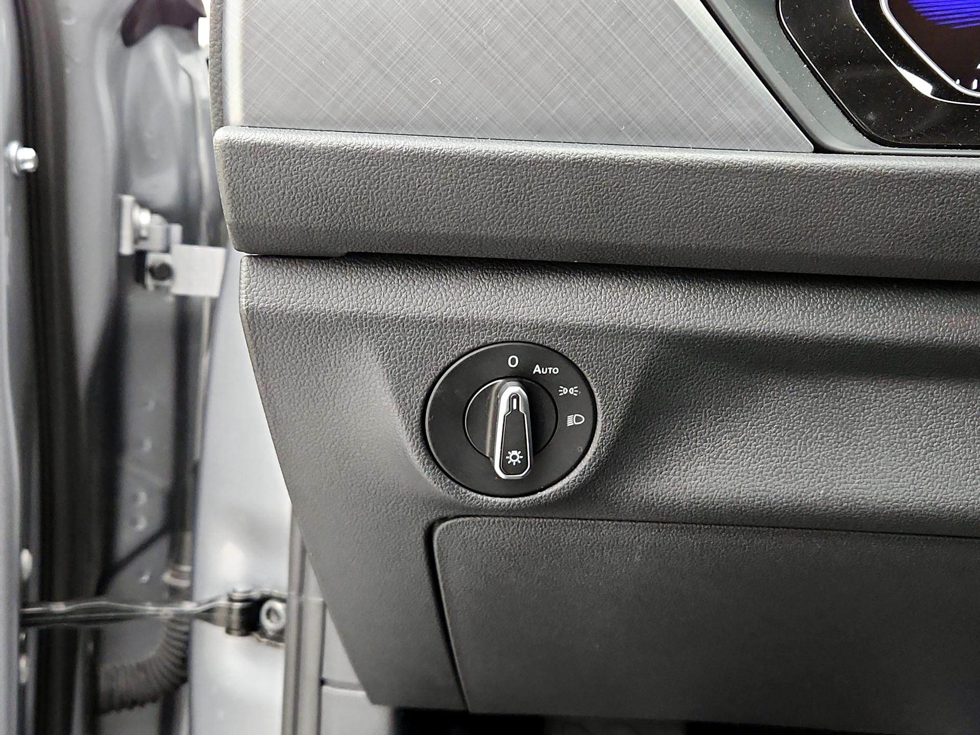 Thumbnail: 2024 Volkswagen Jetta - 13