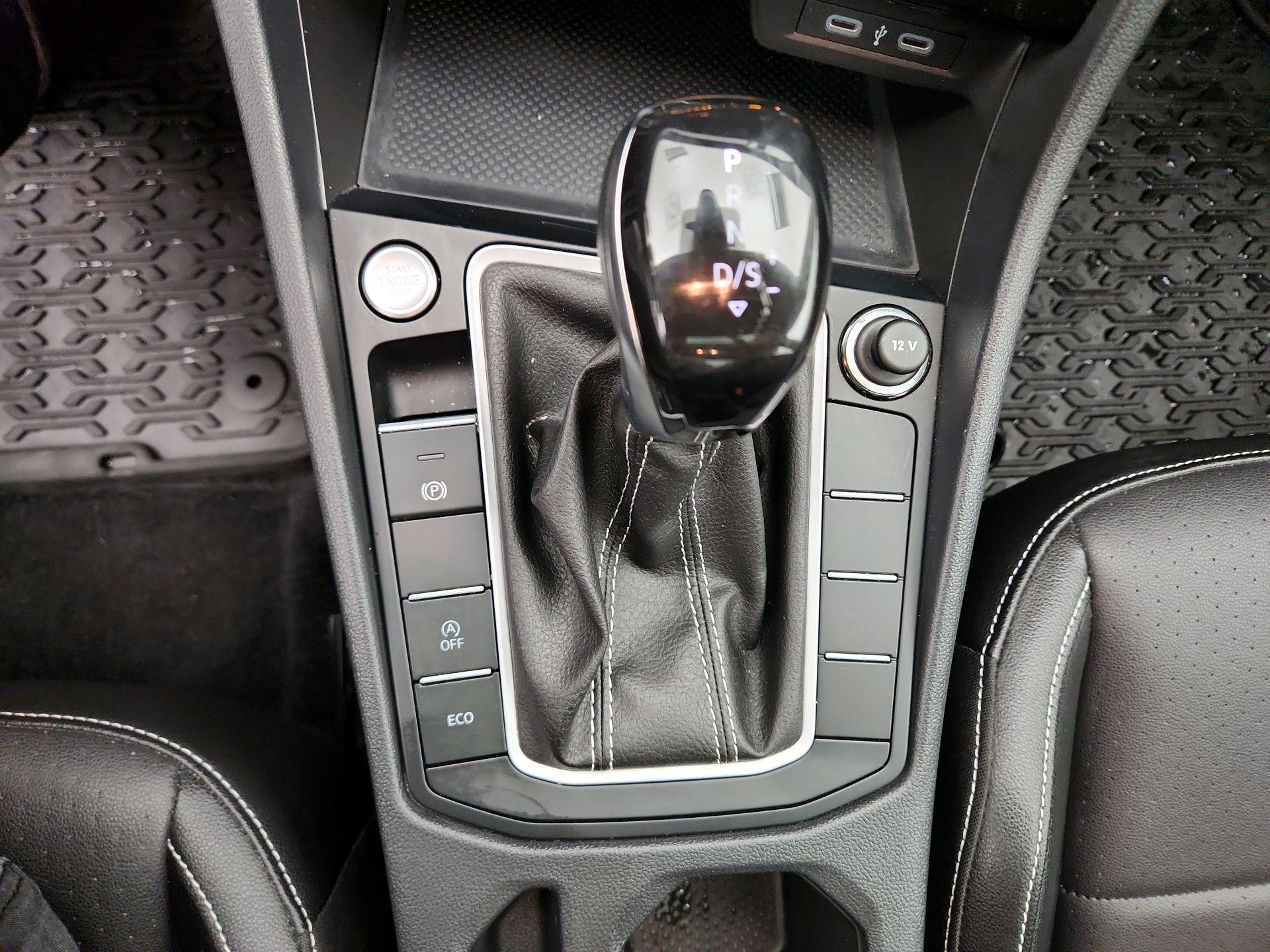 Thumbnail: 2024 Volkswagen Jetta - 17