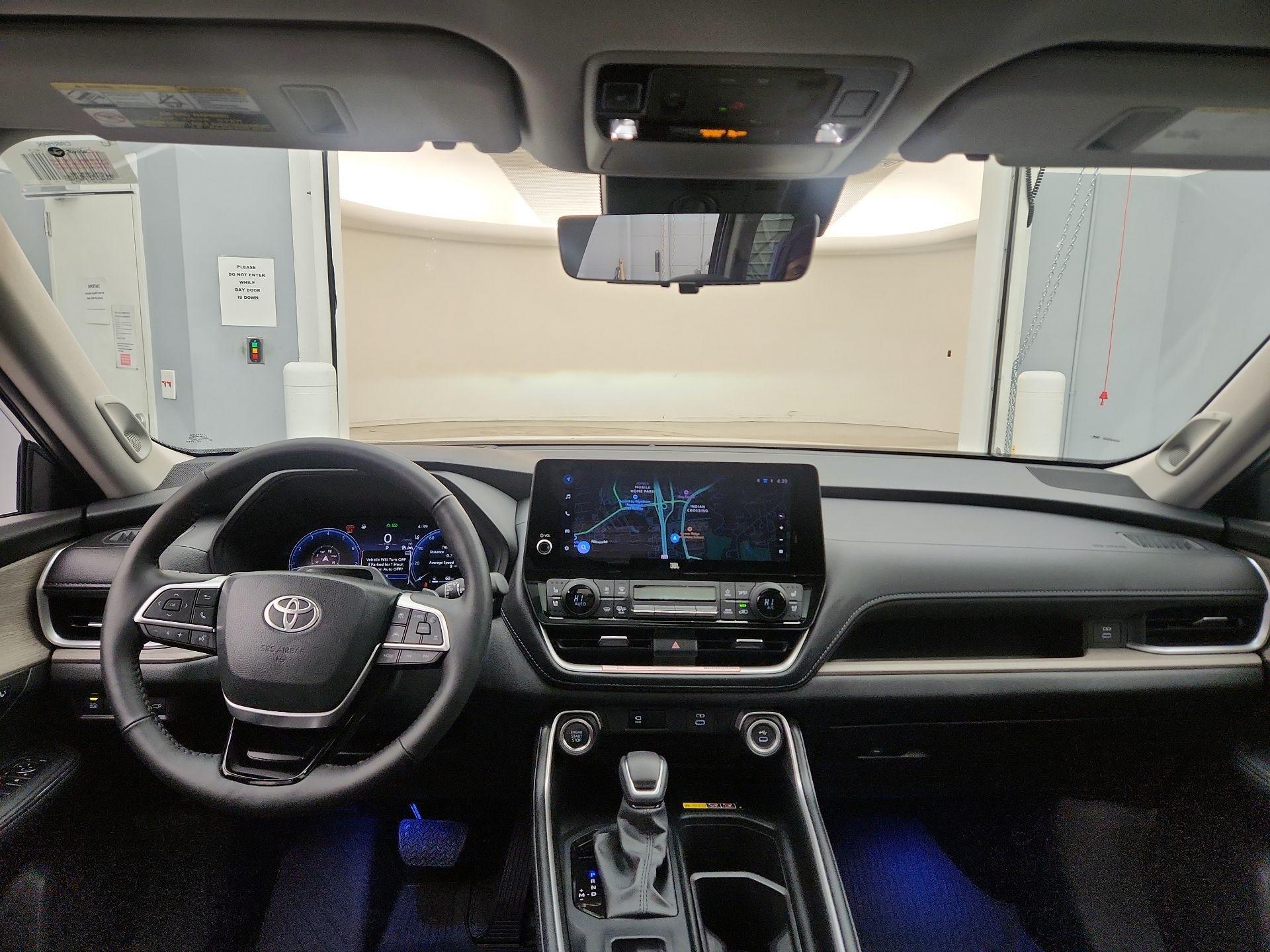 Thumbnail: 2026 Toyota Grand Highlander - 9