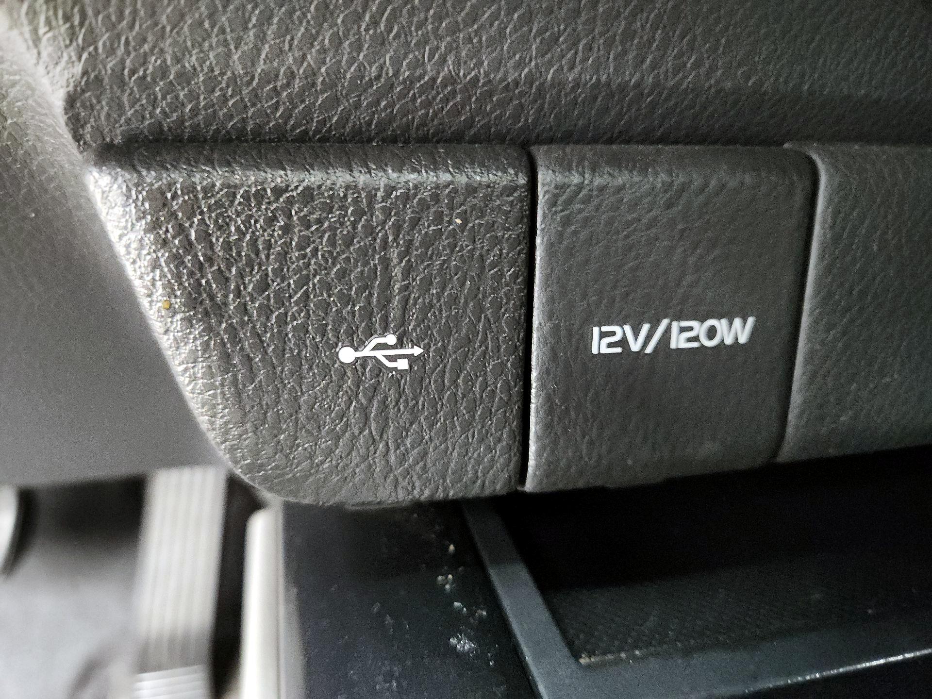 Thumbnail: 2020 Toyota Camry - 18