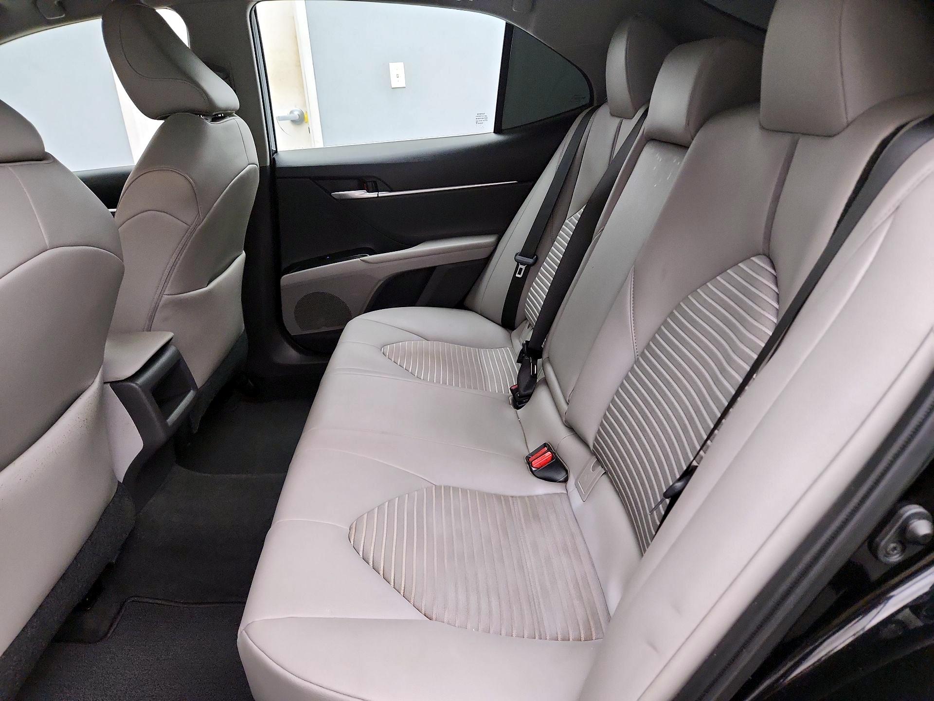 Thumbnail: 2020 Toyota Camry - 19