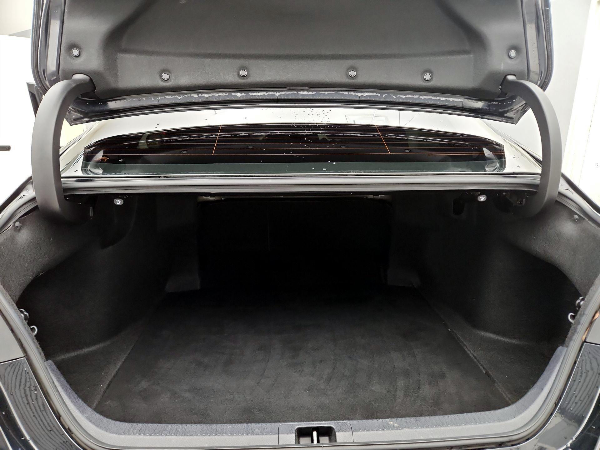 Thumbnail: 2020 Toyota Camry - 20