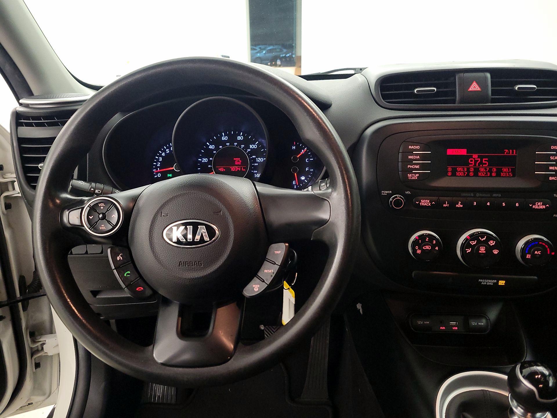 Thumbnail: 2015 Kia Soul - 9
