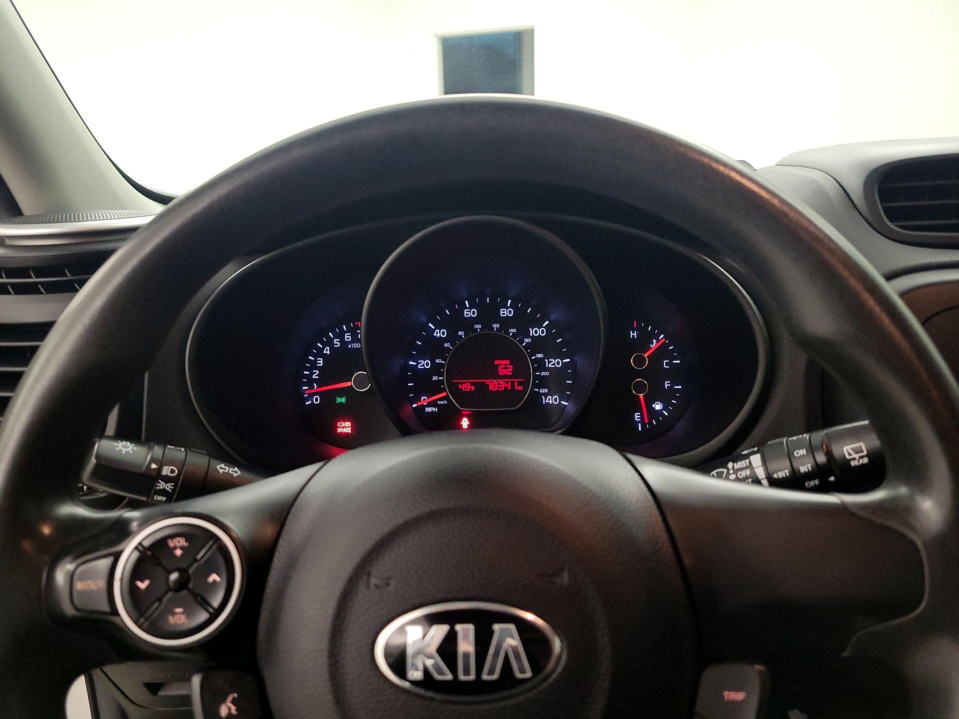 Thumbnail: 2015 Kia Soul - 10
