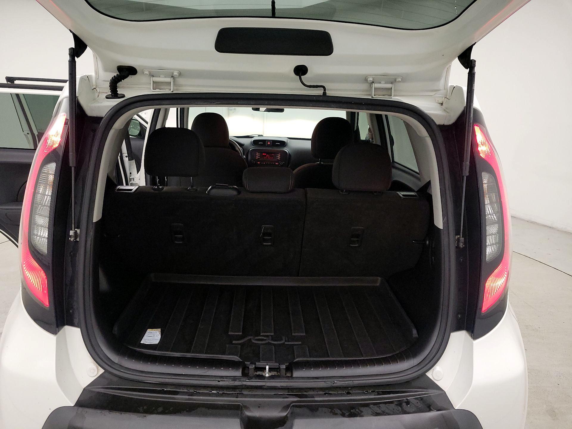 Thumbnail: 2015 Kia Soul - 19