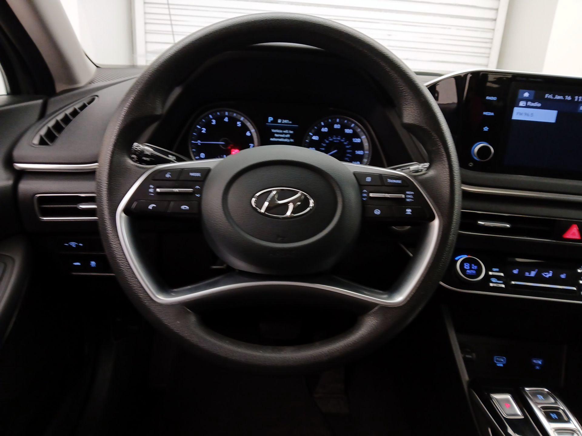 Thumbnail: 2022 Hyundai Sonata - 10