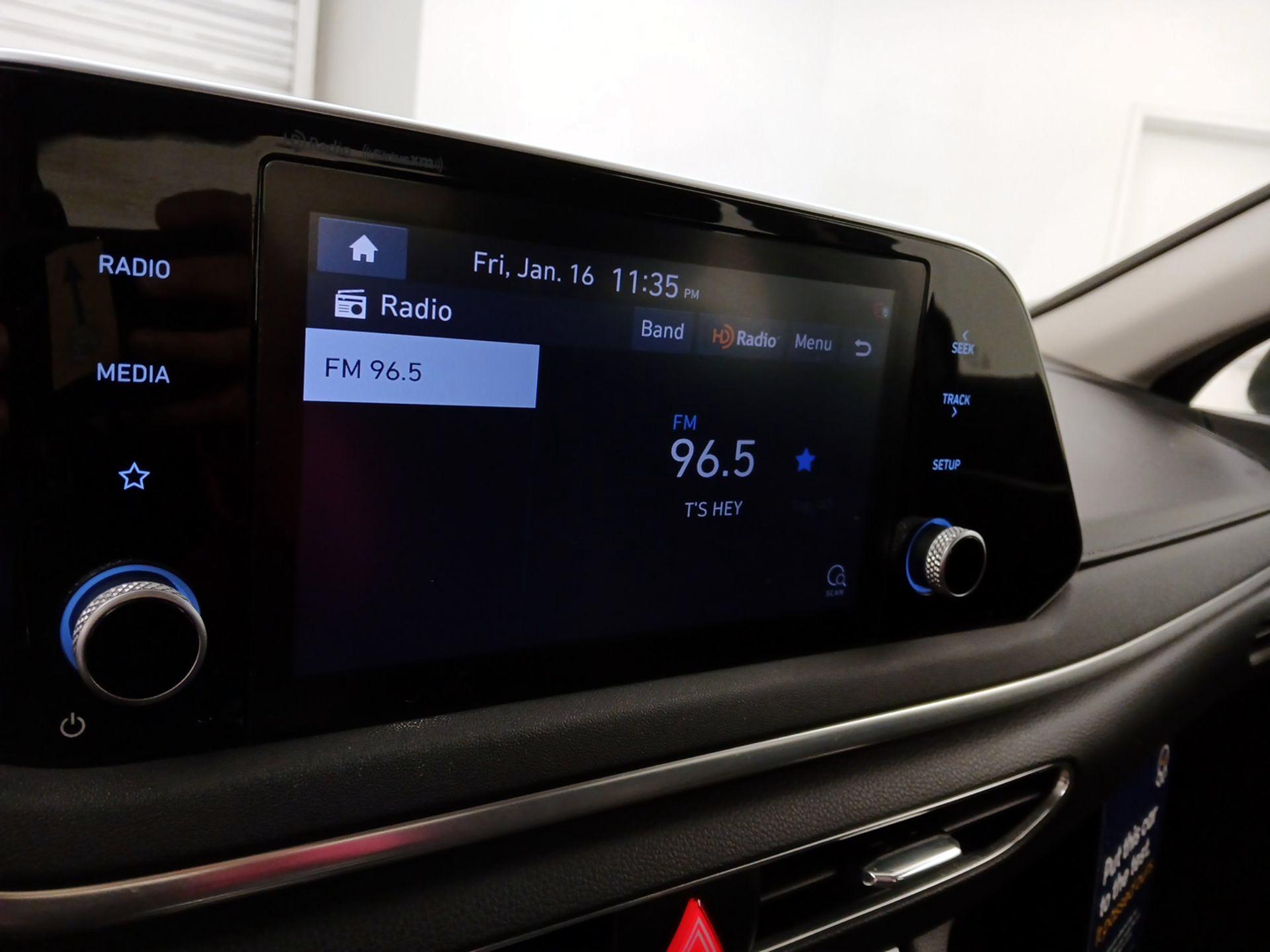 Thumbnail: 2022 Hyundai Sonata - 15